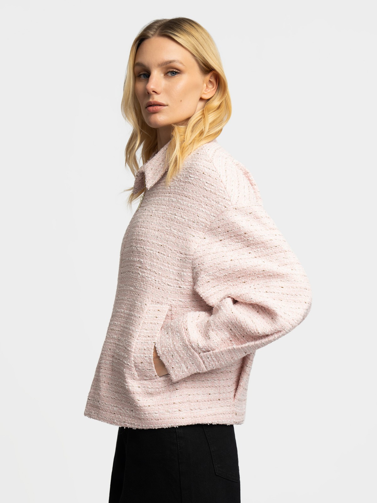 Твидовая куртка-бомбер с воротником