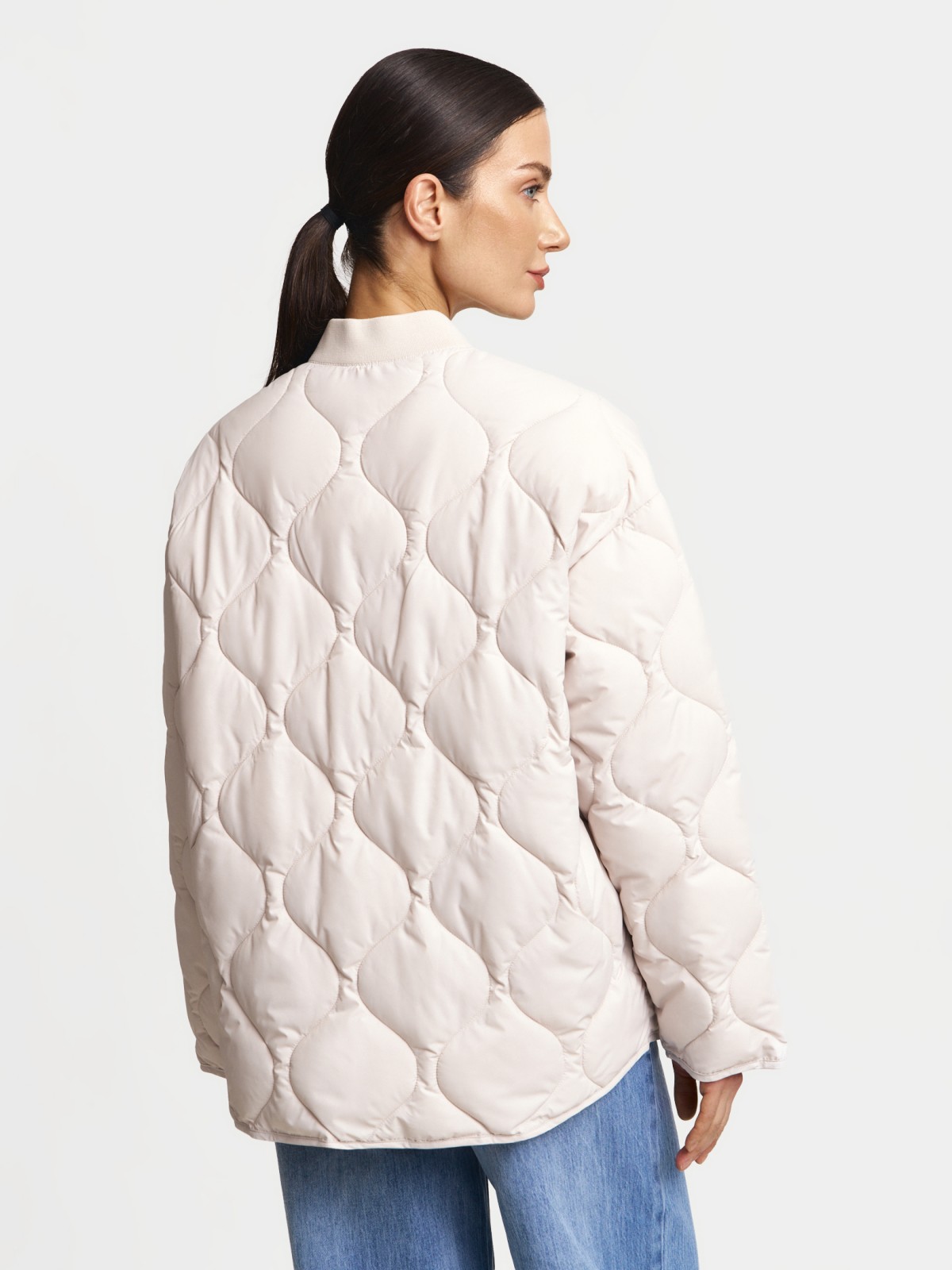 Утеплённая стёганая куртка оверсайз на синтепоне