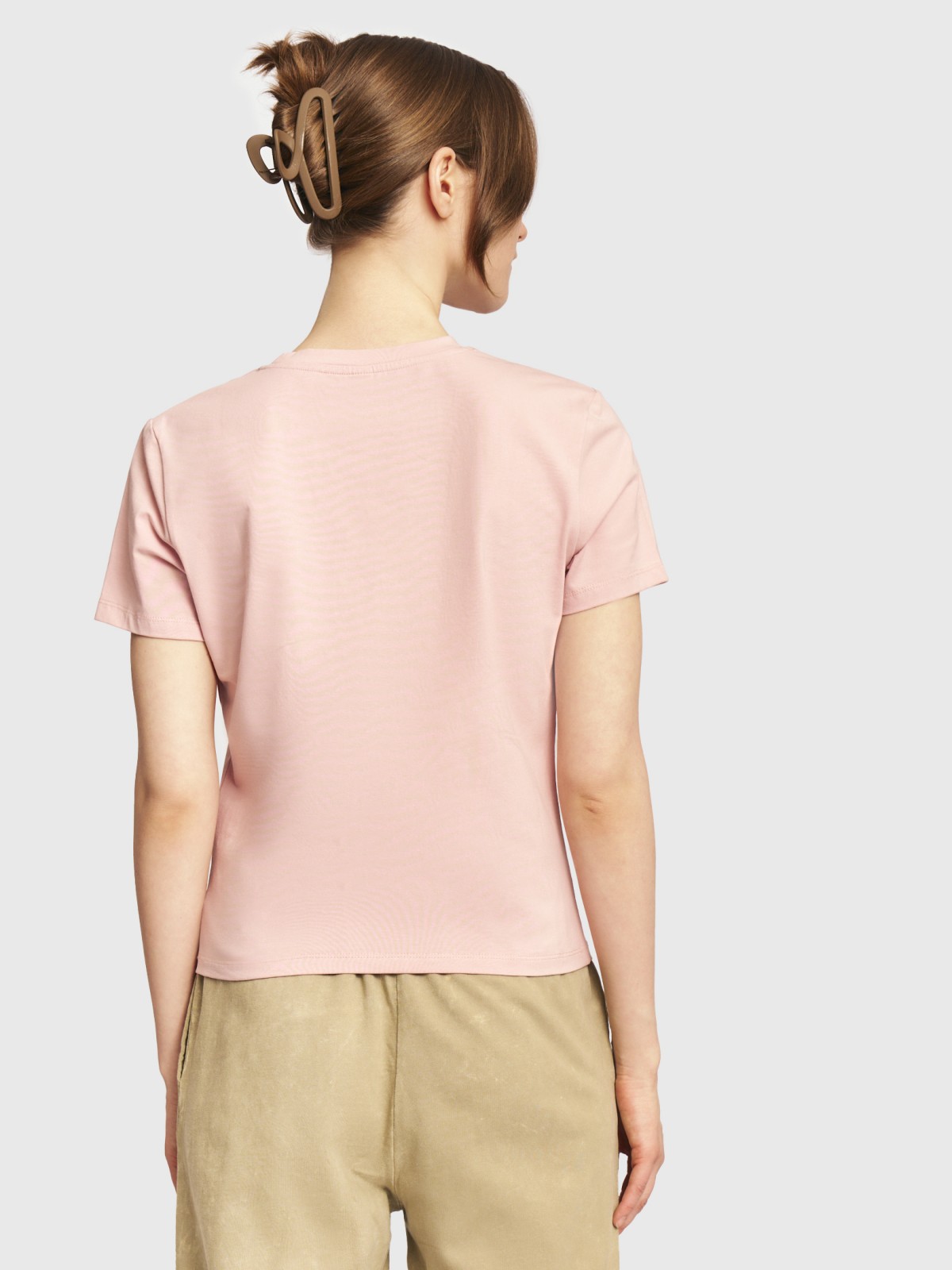 Трикотажная футболка со стразами