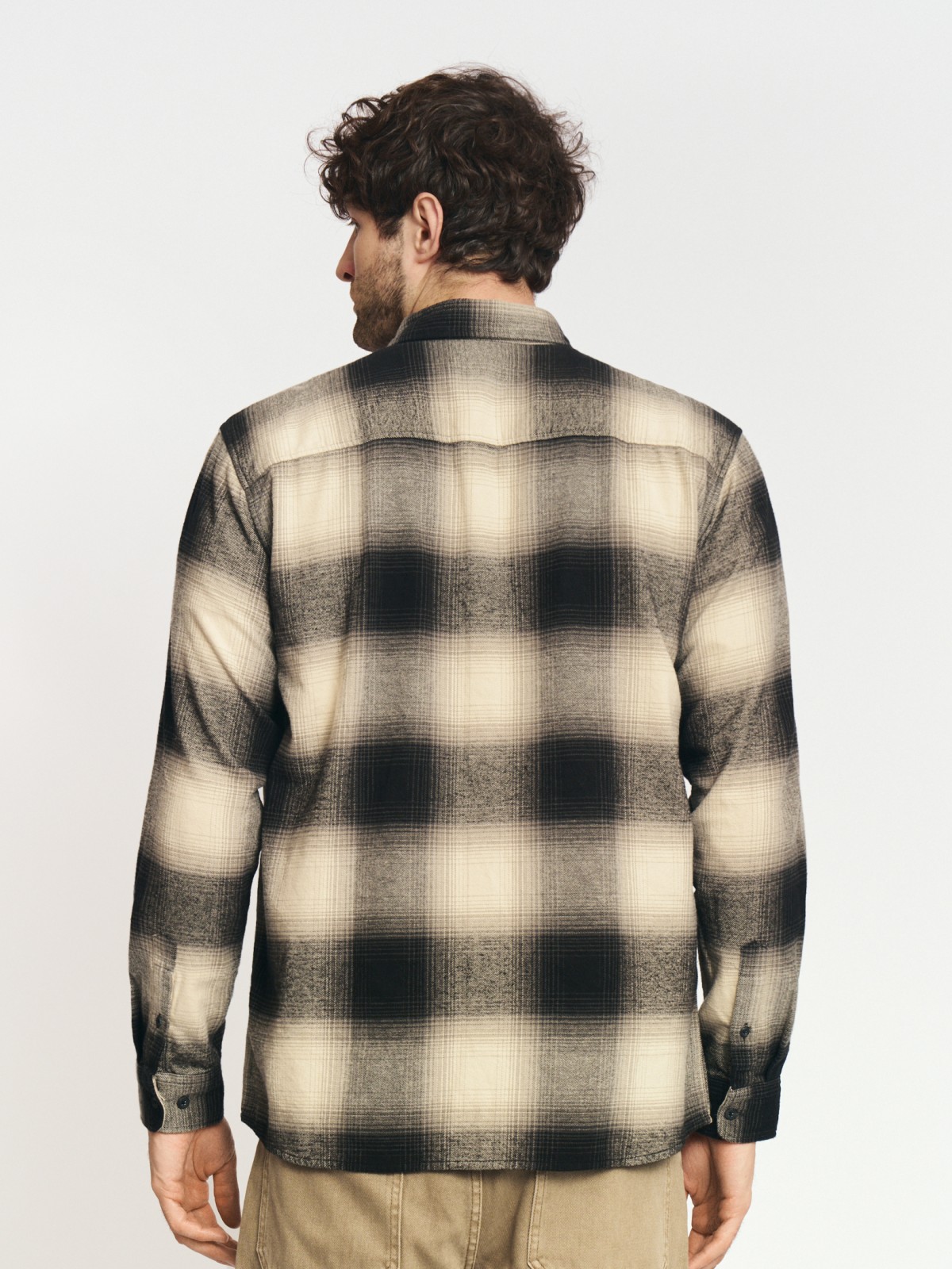 Рубашка из хлопка с длинным рукавом и узором в клетку