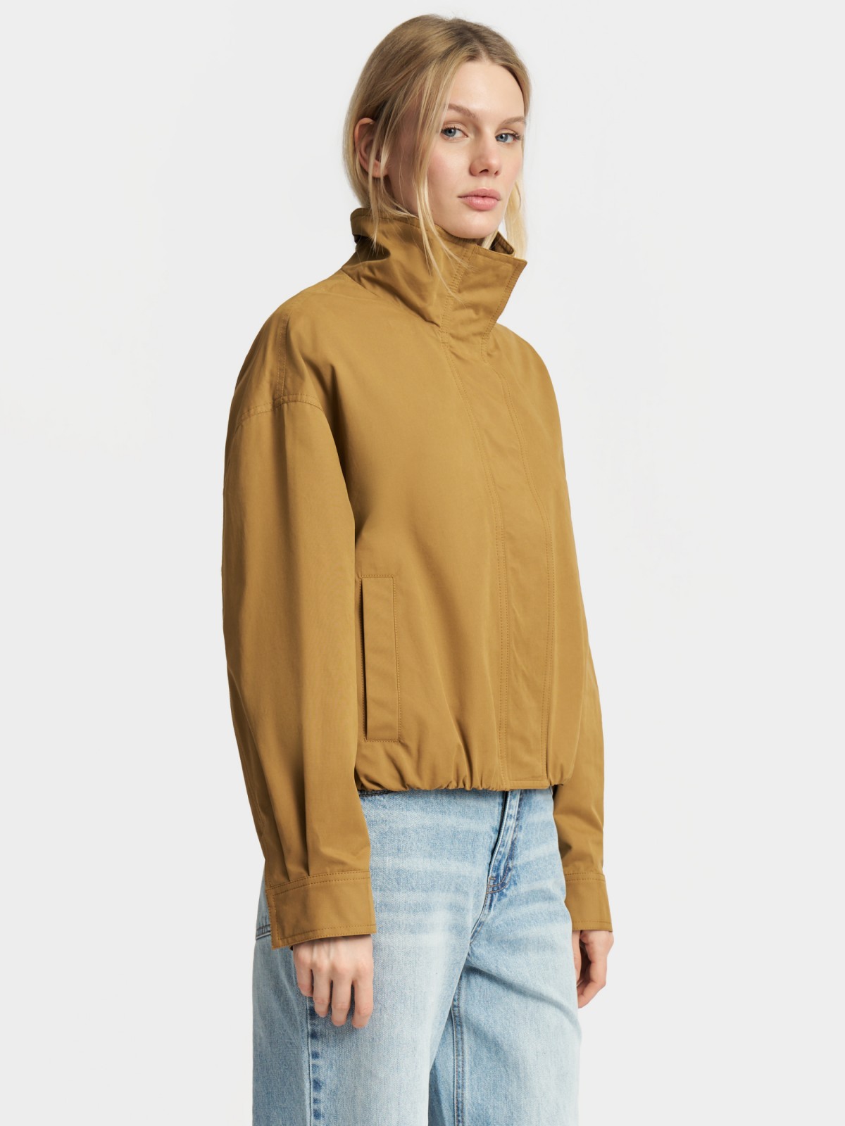 Куртка-бомбер с воротником без утеплителя