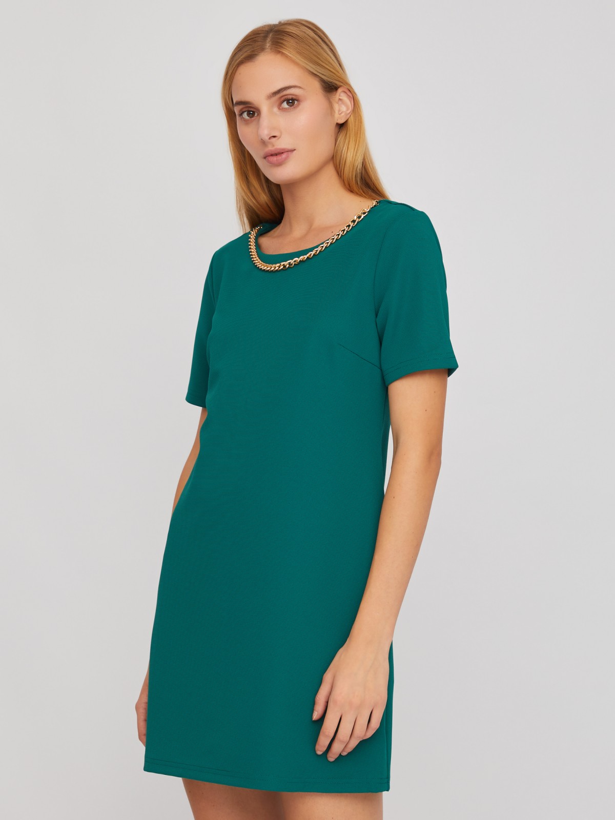 Платье длины мини с коротким рукавом и декоративной цепочкой zolla 02411819F472, цвет темно-зеленый, размер M