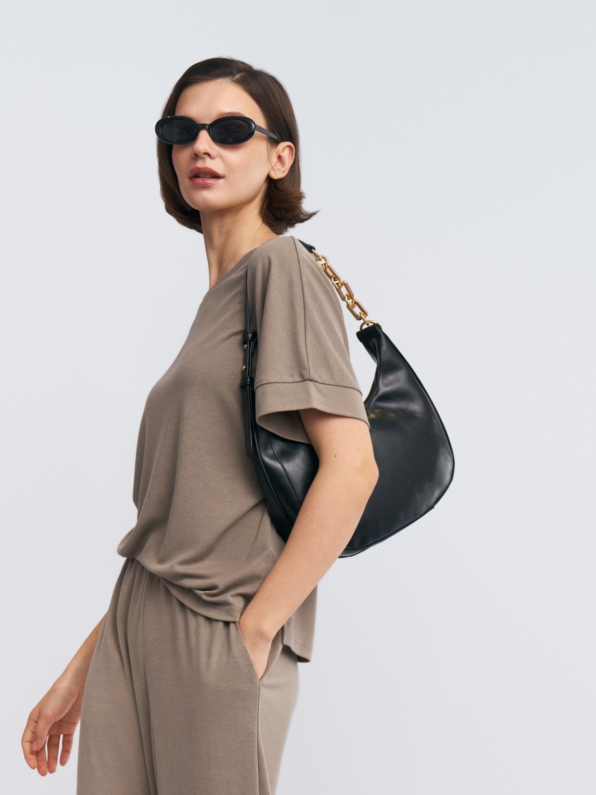 Трикотажная футболка с коротким рукавом