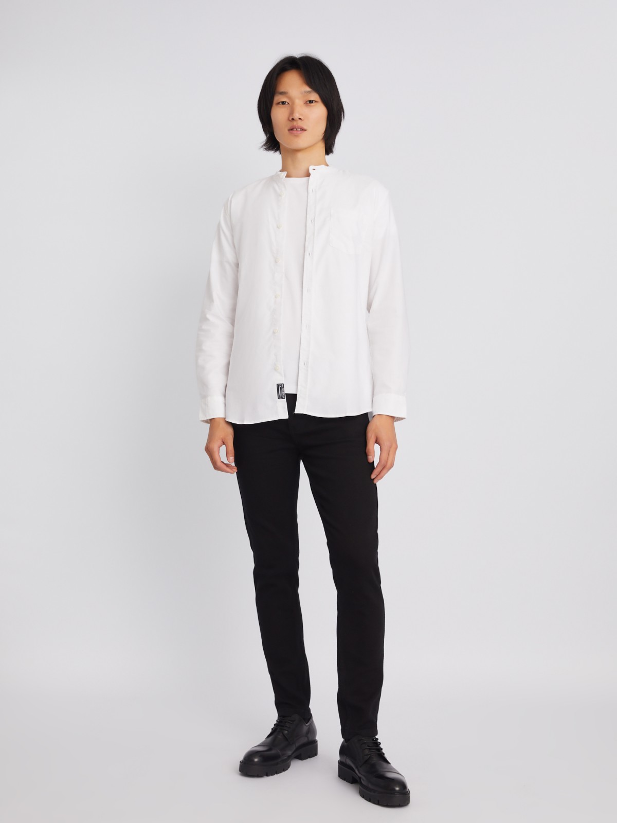 Офисная рубашка с воротником-стойкой и длинным рукавом zolla 21232214R043, цвет белый, размер S - фото 2