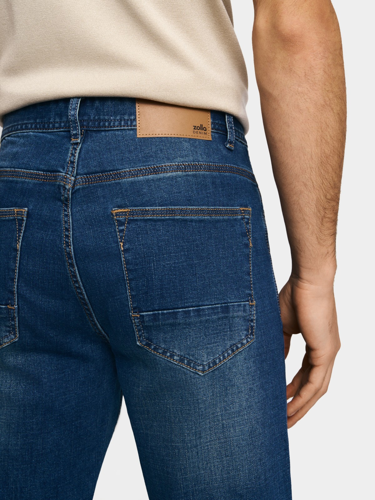 Джинсы фасона Tapered