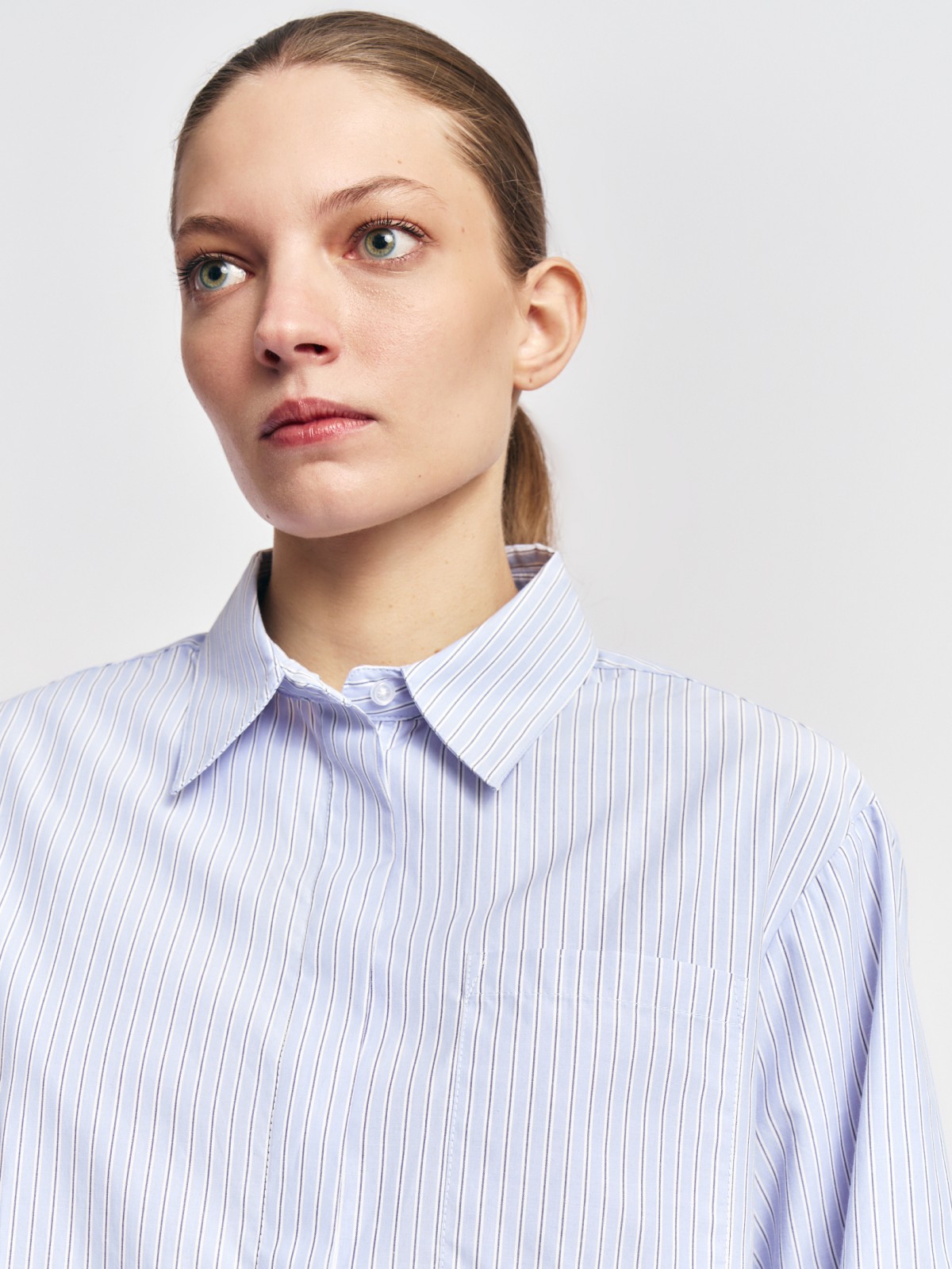 Укороченная рубашка прямого силуэта