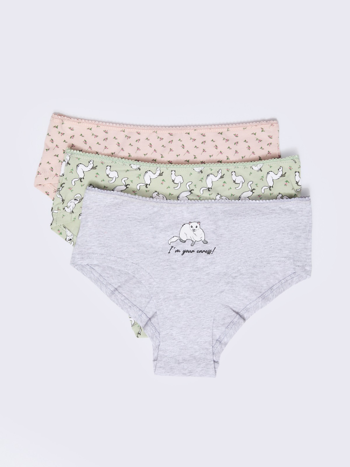 Набор трусов с принтом 3 шт в комплекте 449₽