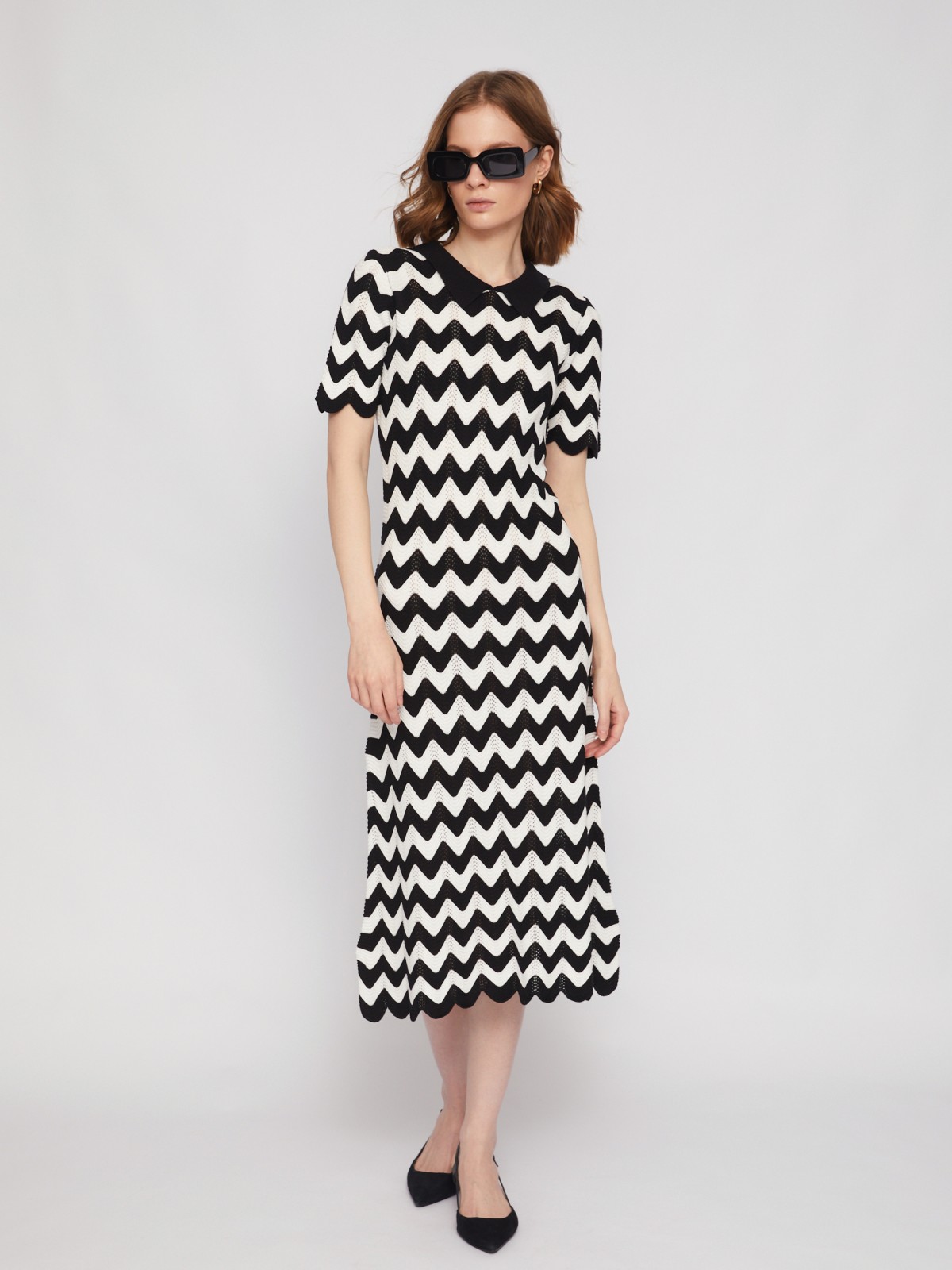 Трикотажное платье длины миди с узором в полоску zolla 024218493021, цвет черный, размер XS - фото 2
