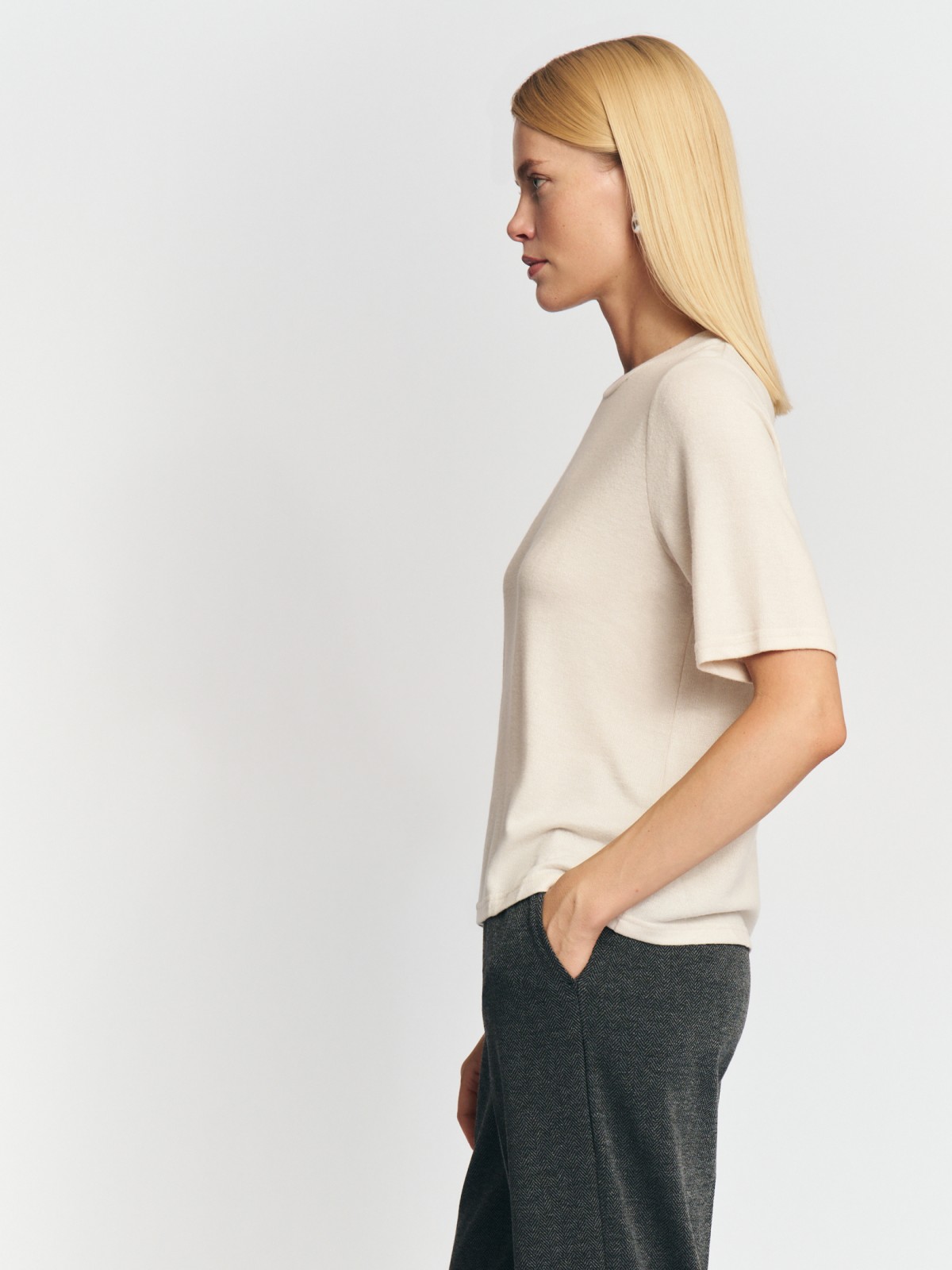 Трикотажный джемпер с коротким рукавом