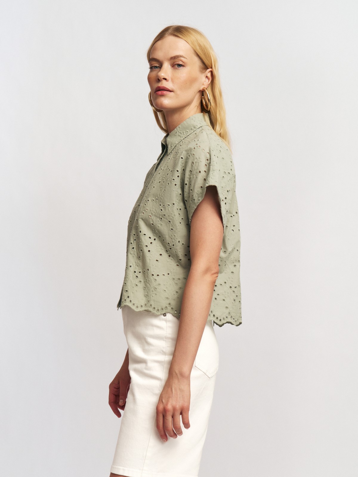 Рубашка из хлопка с вышивкой ришелье и коротким рукавом