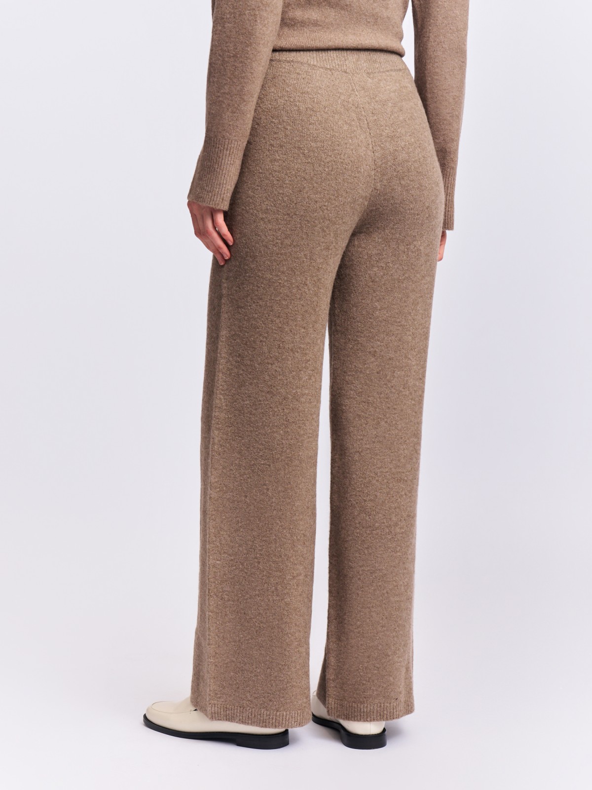 Вязаные брюки на резинке с шерстью