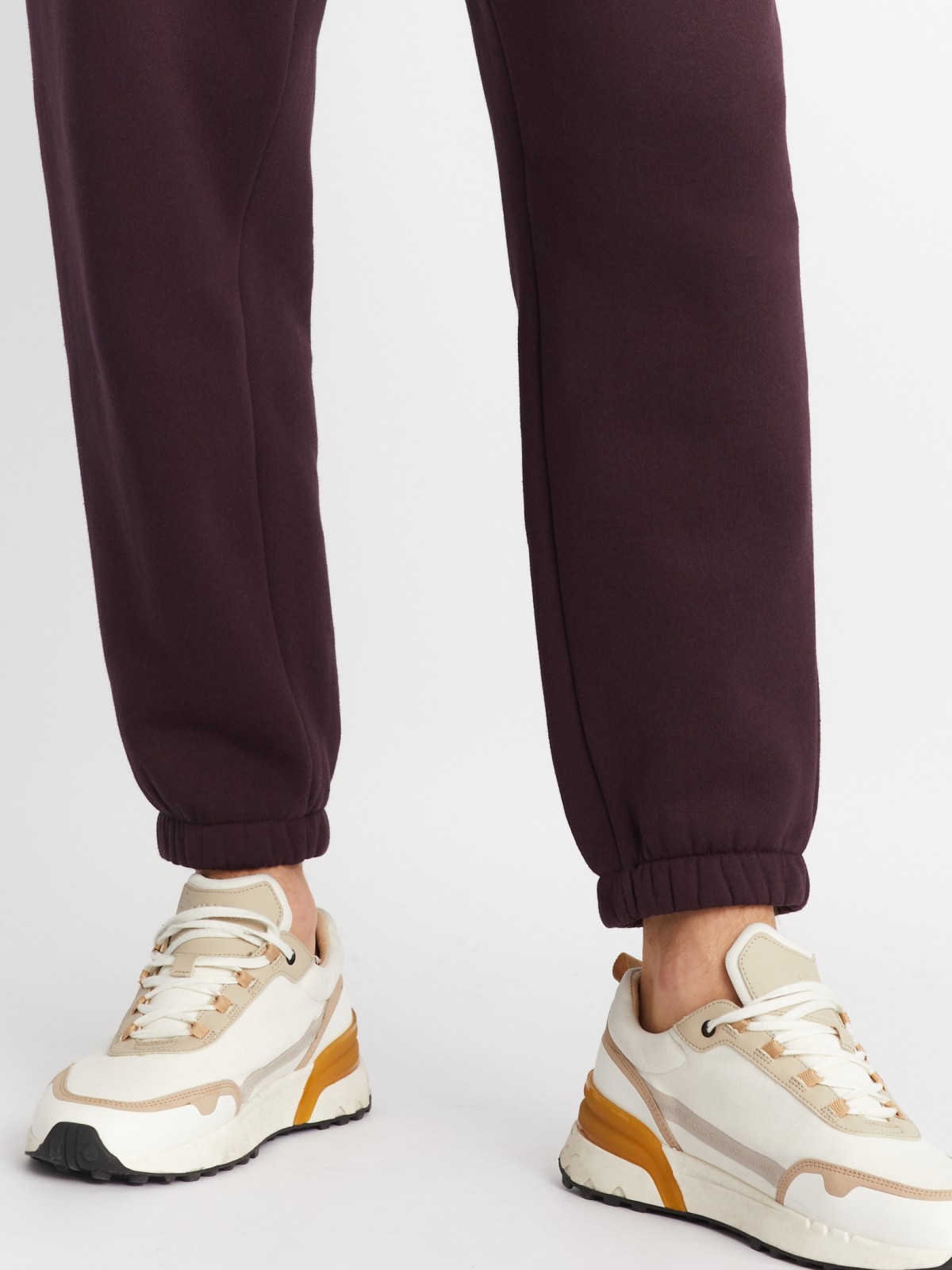 Утеплённые брюки-джоггеры на резинке с начёсом внутри zolla 213437679022, цвет сливовый, размер S - фото 5