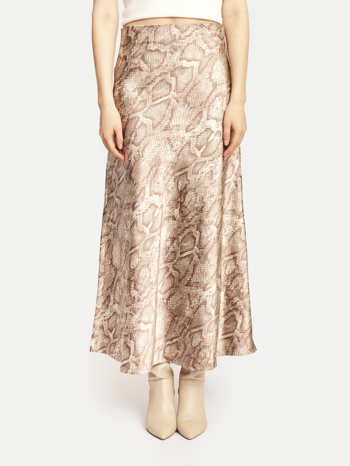 Атласная юбка миди на резинке с принтом