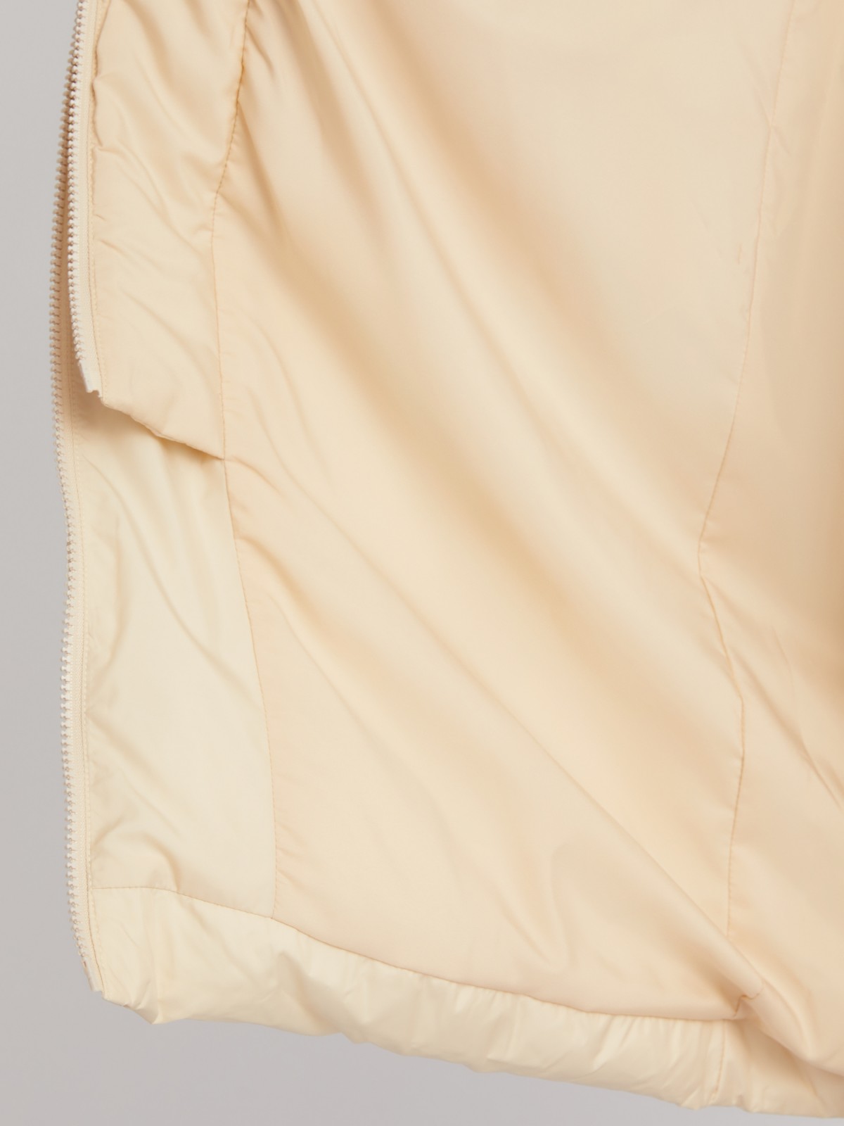 Длинная тёплая куртка-пальто с высоким двойным воротником и вшитой манишкой на молнии