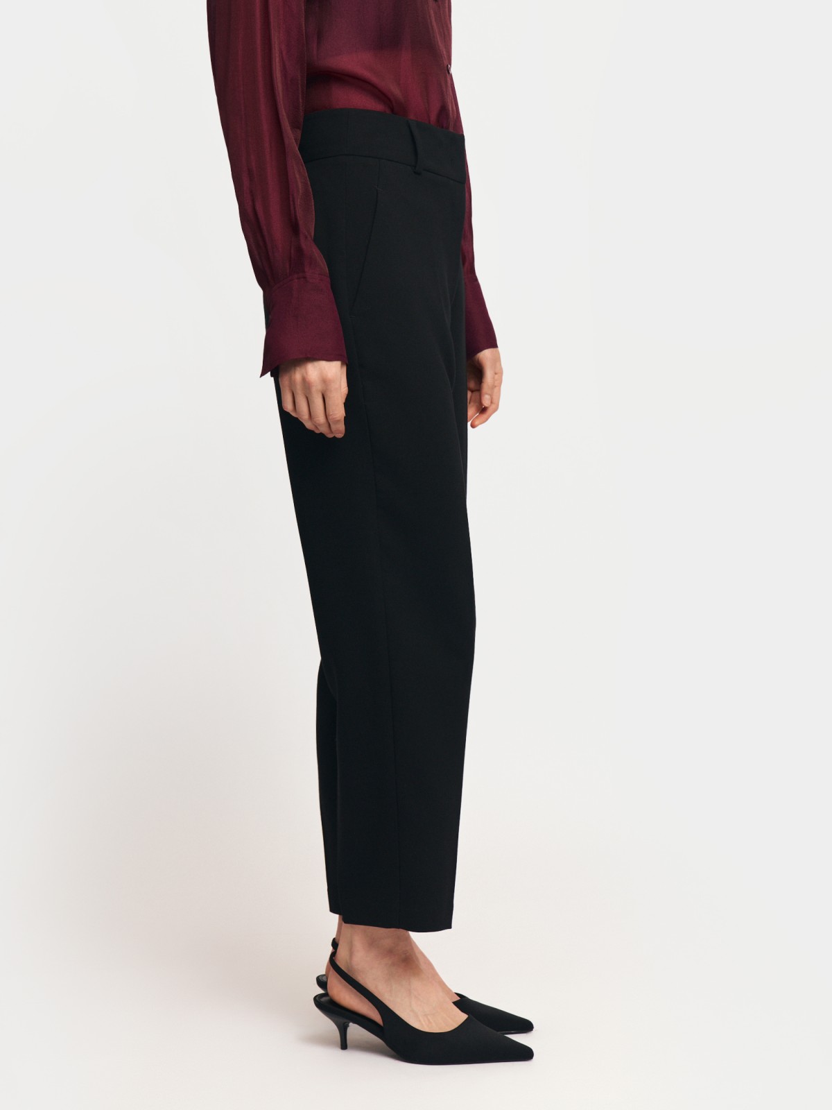 Брюки фасона Slim со стрелками