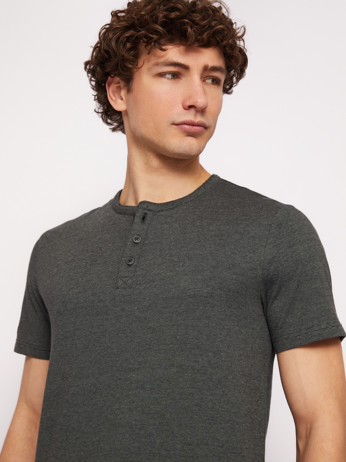 Футболка хенли в полоску с коротким рукавом