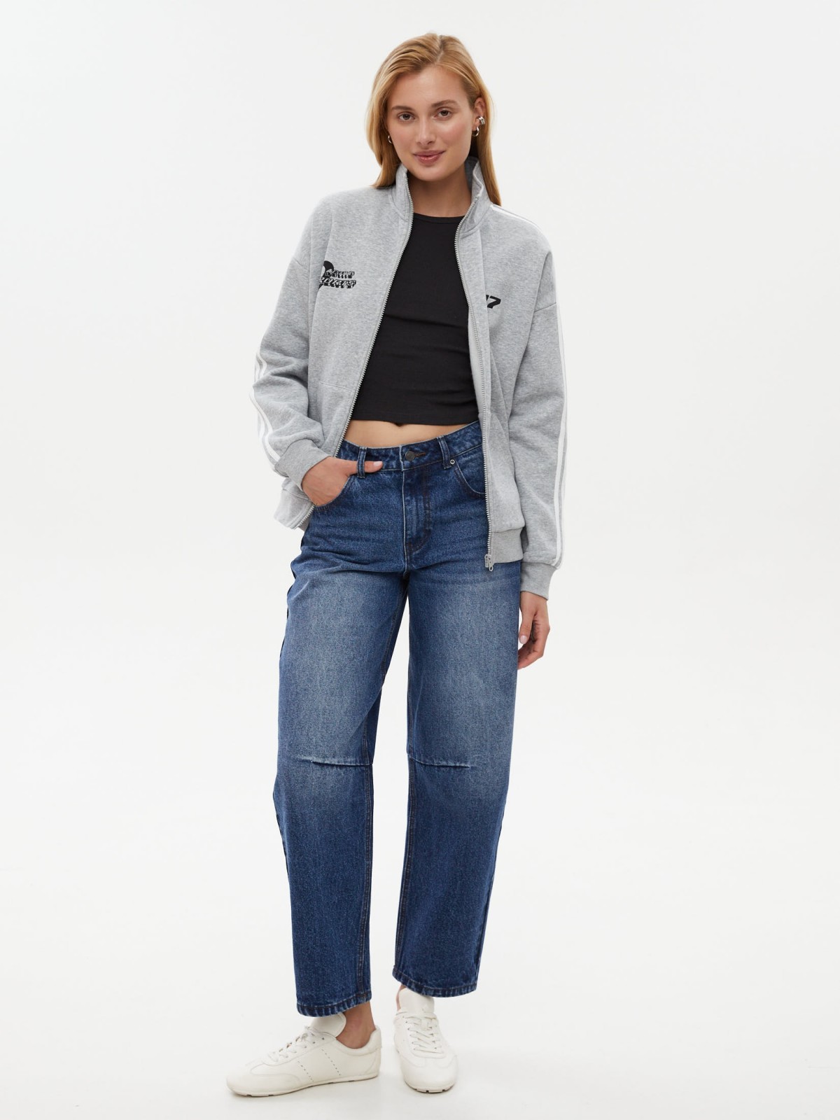 Утеплённая толстовка на молнии с начёсом