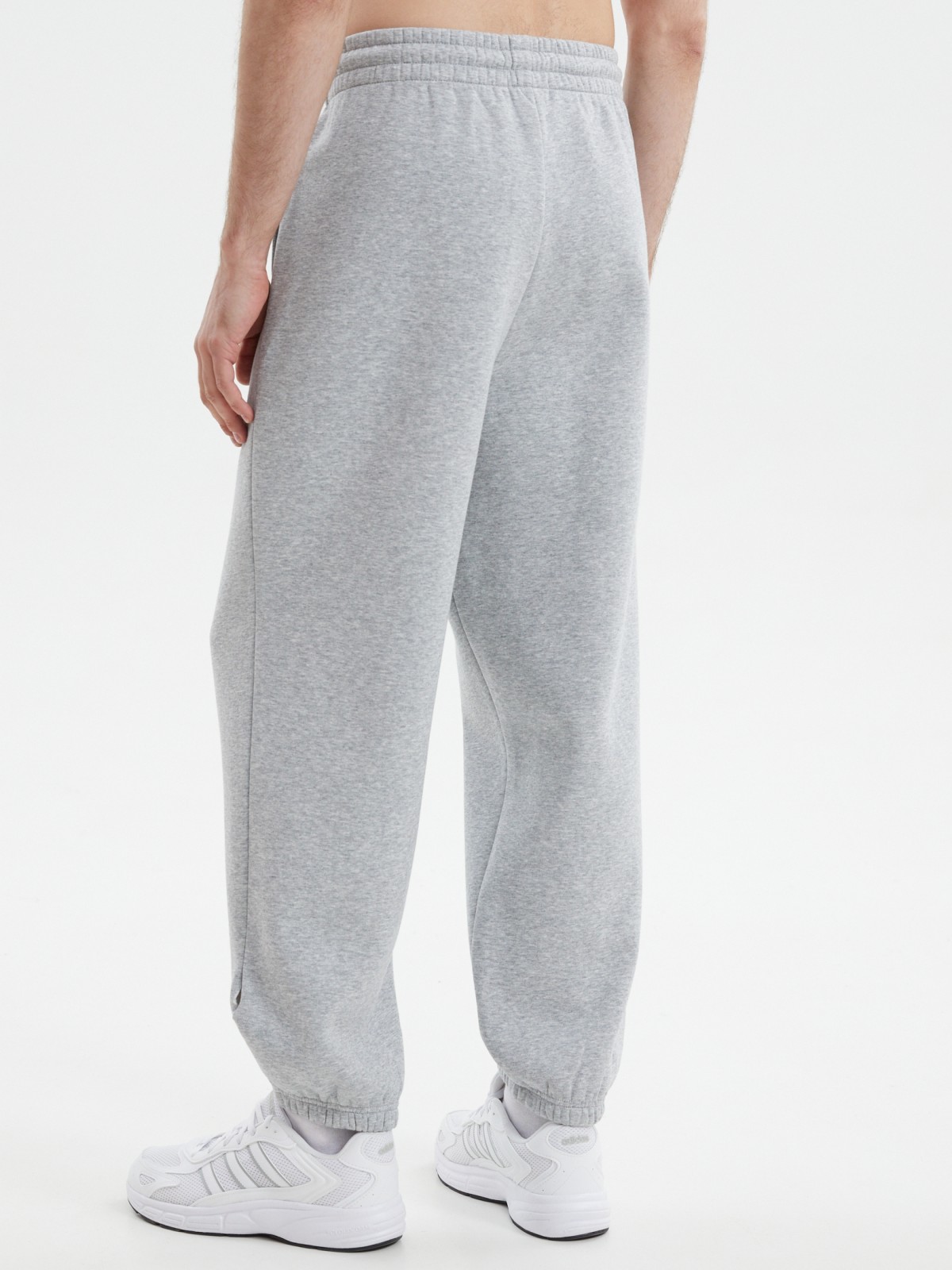 Утеплённые брюки-джоггеры с начёсом