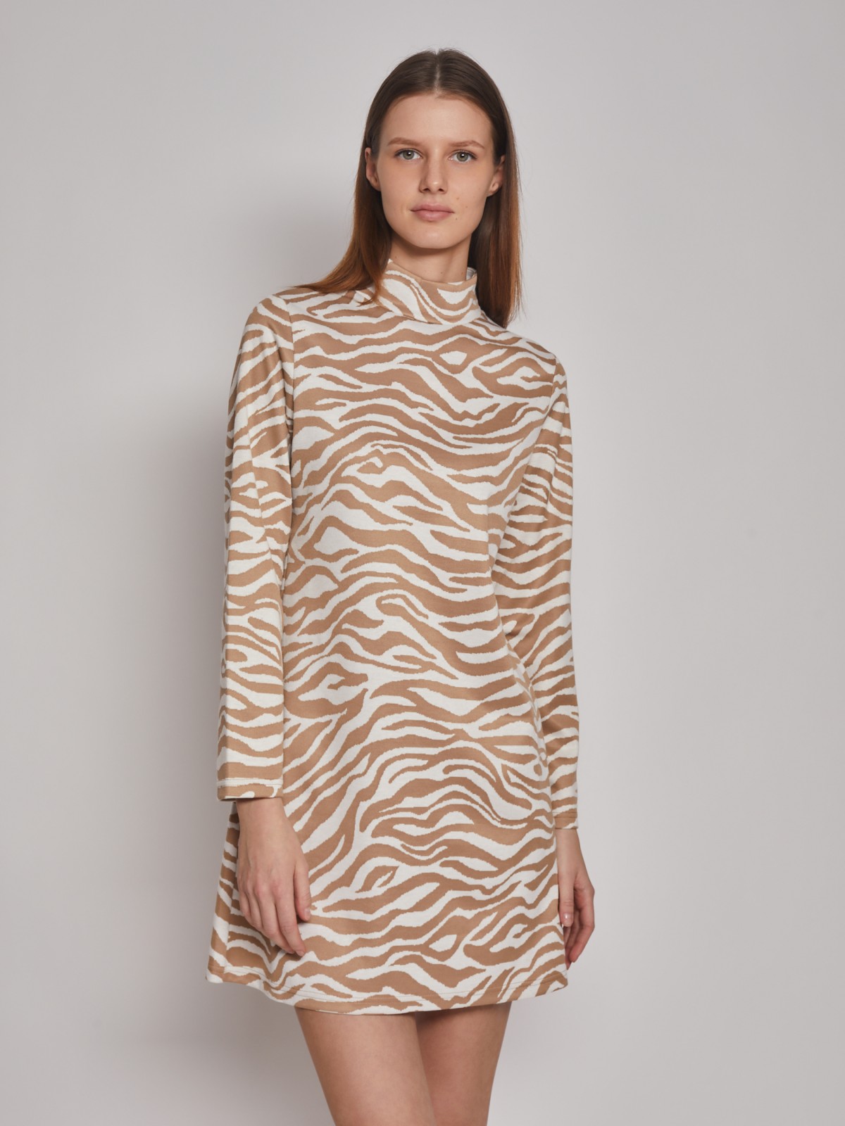 Платье с узором в полоску зебры