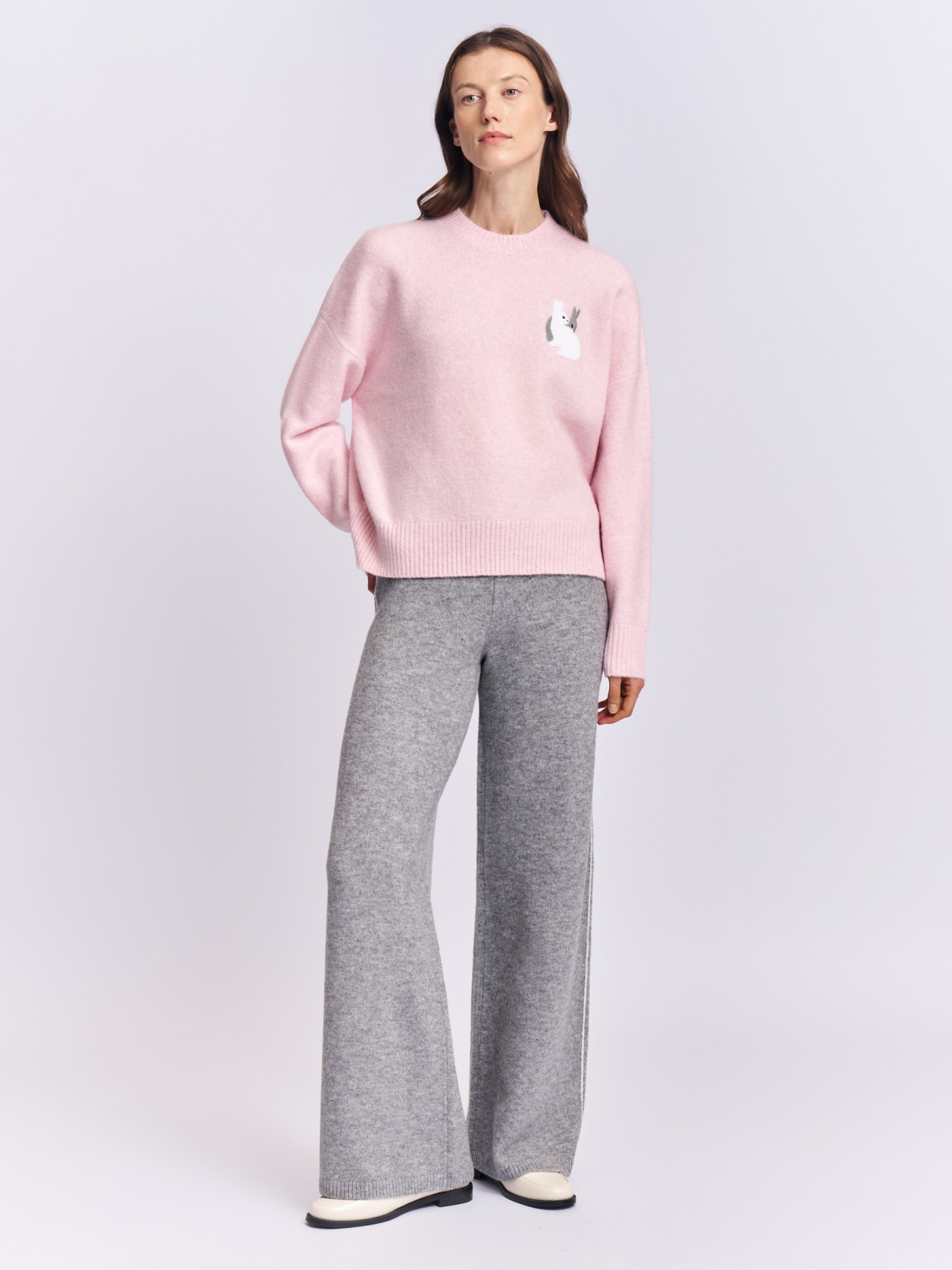 Вязаный джемпер с вышивкой