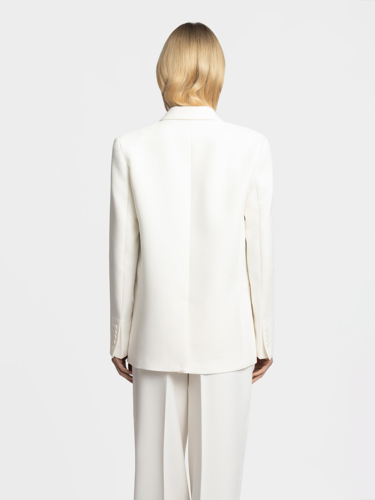 Жакет прямого силуэта на пуговицах