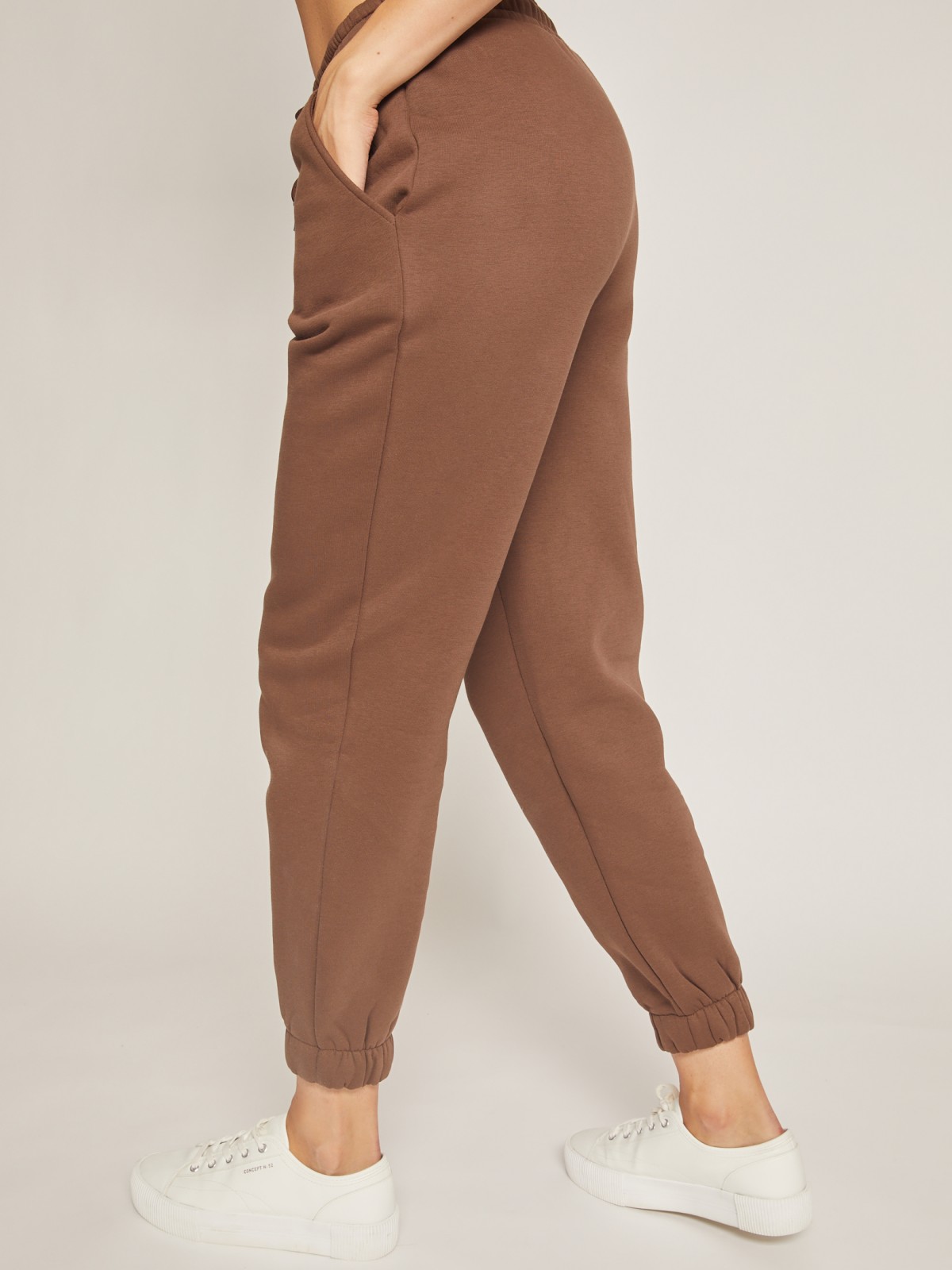 Утеплённые брюки-джоггеры zolla 02142731Y091, цвет коричневый, размер XS - фото 6