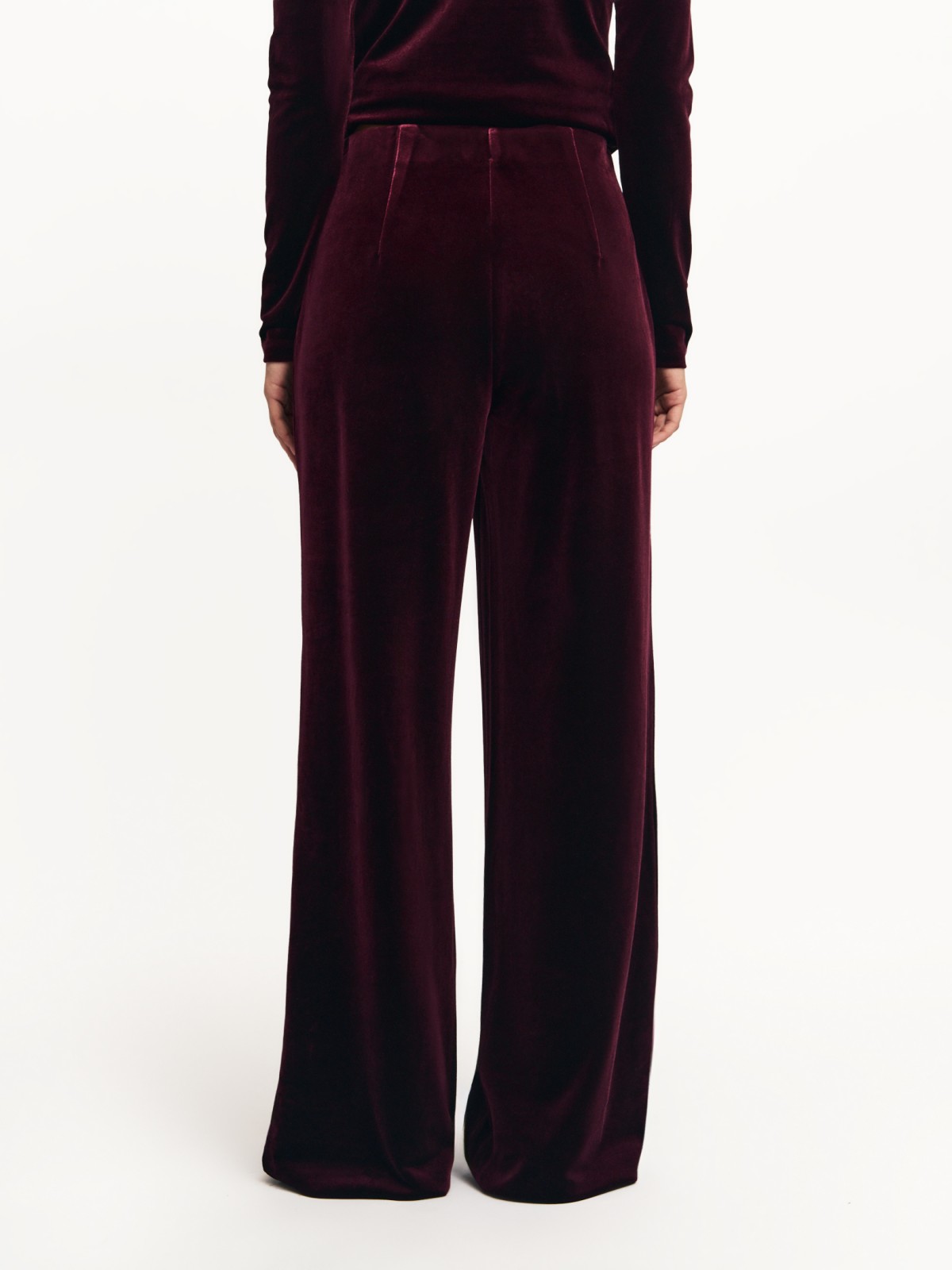 Бархатные брюки на резинке