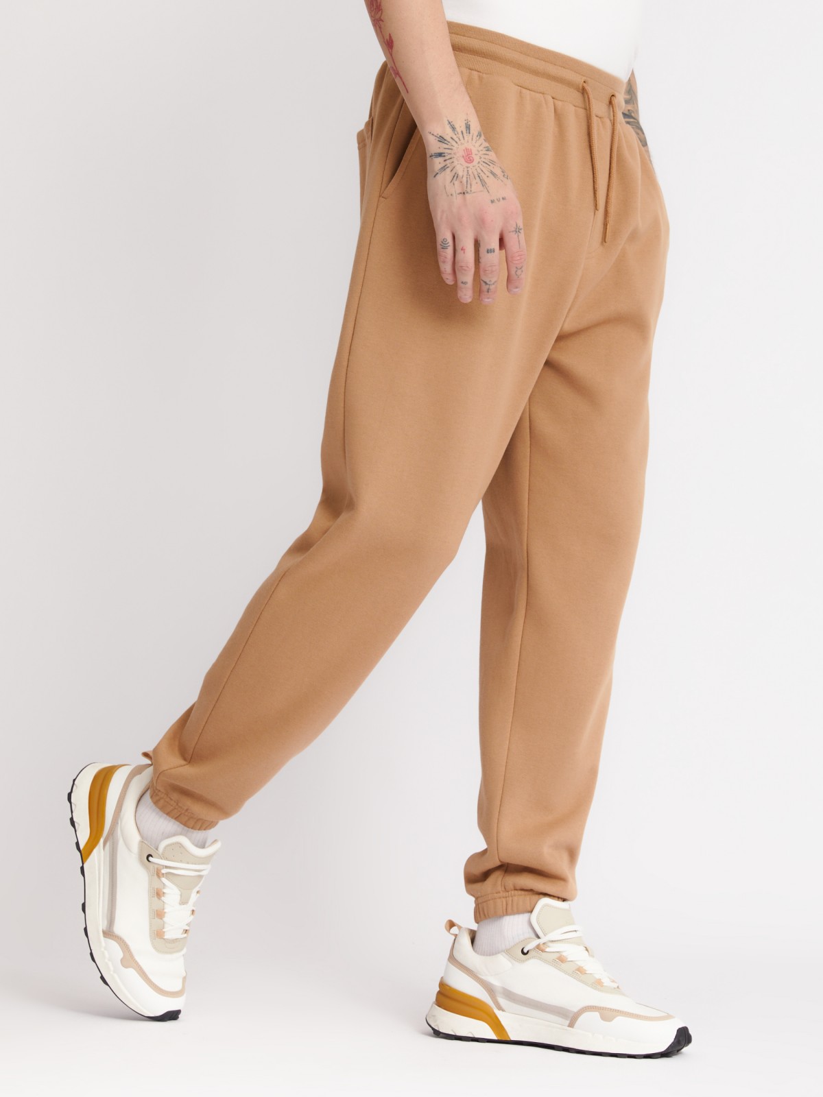 Утеплённые трикотажные брюки-джоггеры в спортивном стиле zolla 213327675022, цвет бежевый, размер XS - фото 3