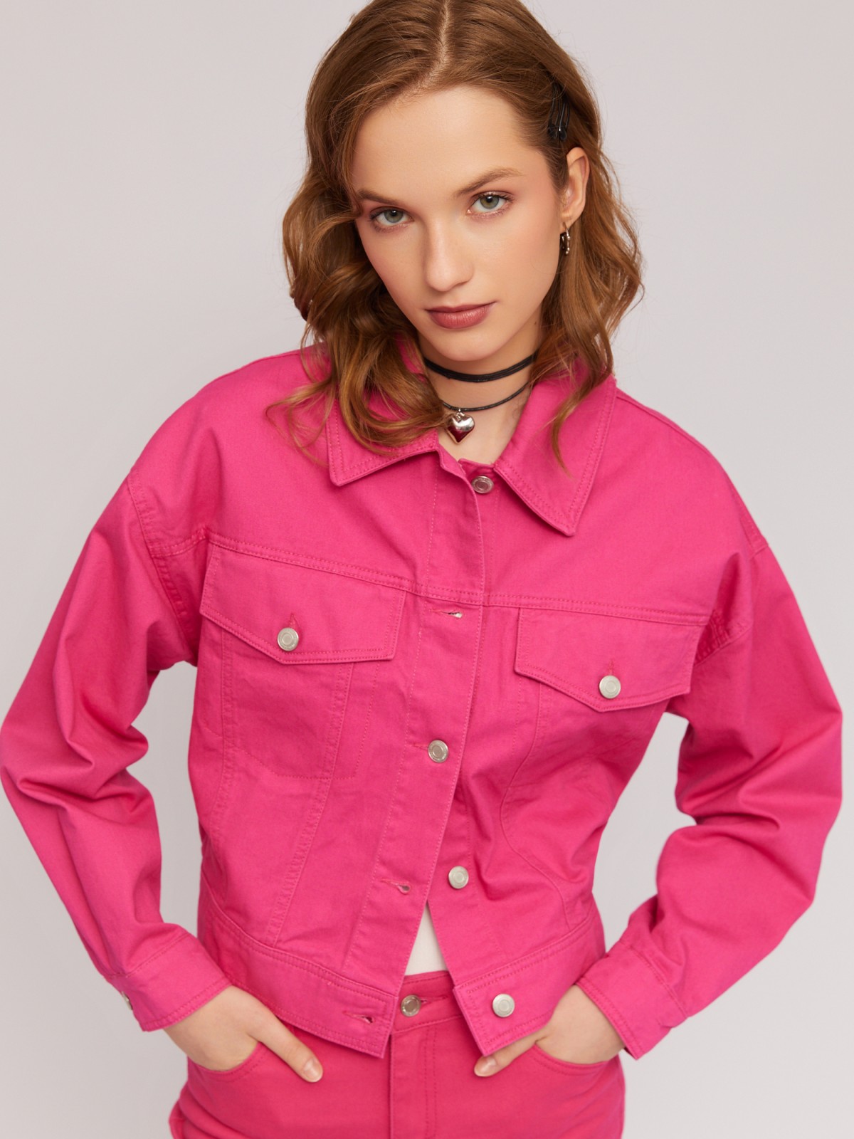 Укороченная куртка-рубашка из хлопка zolla 02423547Z013, цвет фуксия, размер XS