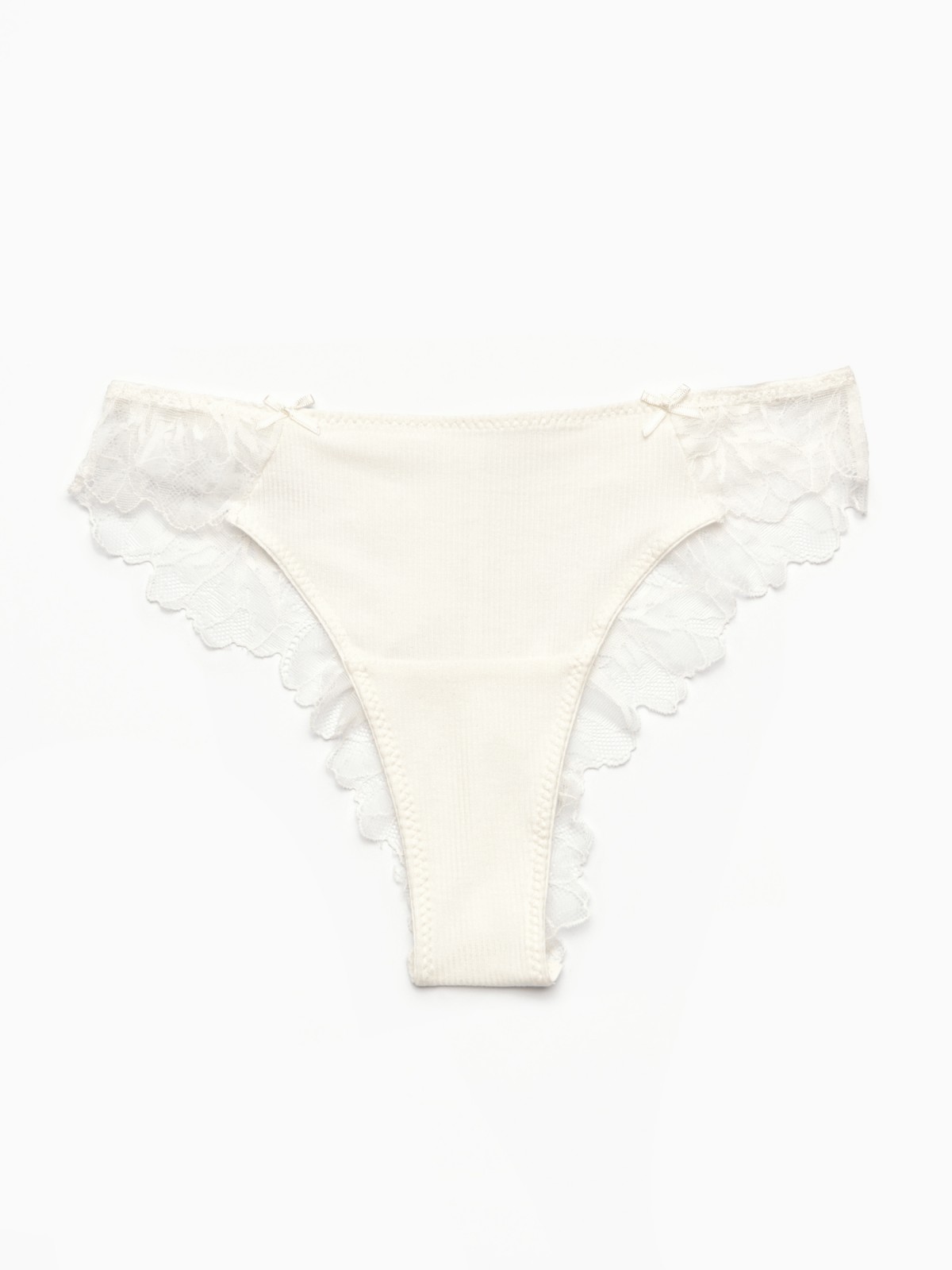 Набор трусов с кружевом (3 шт. в комплекте)