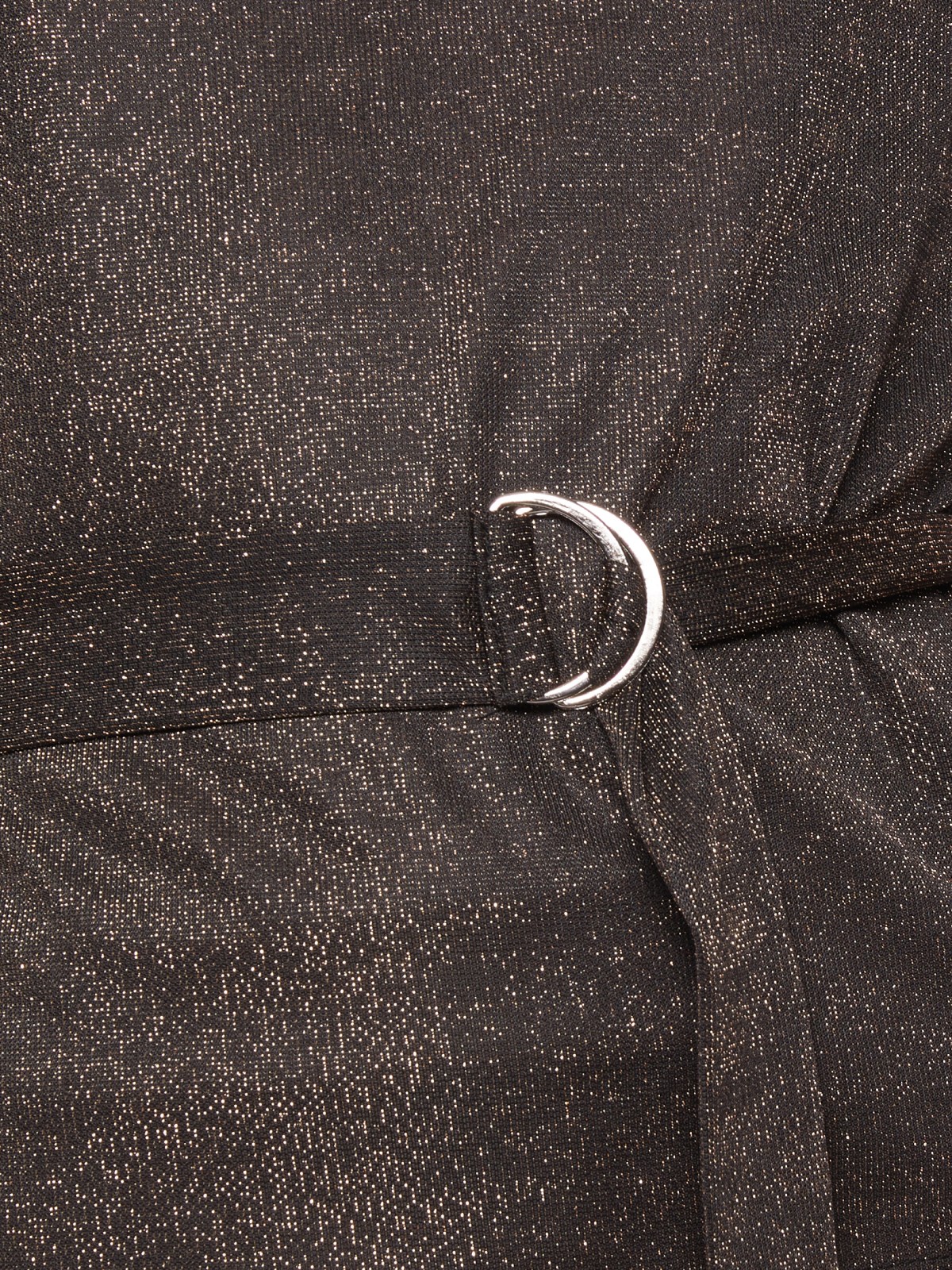 Блестящая блузка с поясом