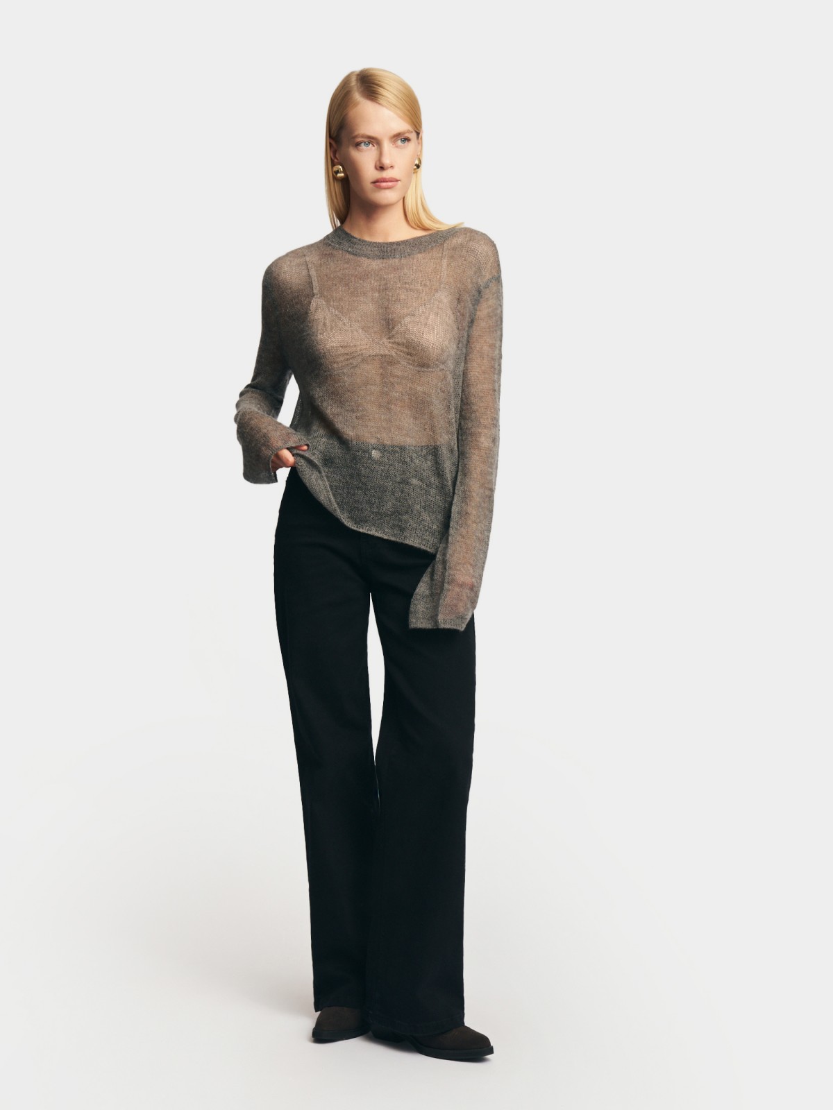 Вязаный полупрозрачный джемпер