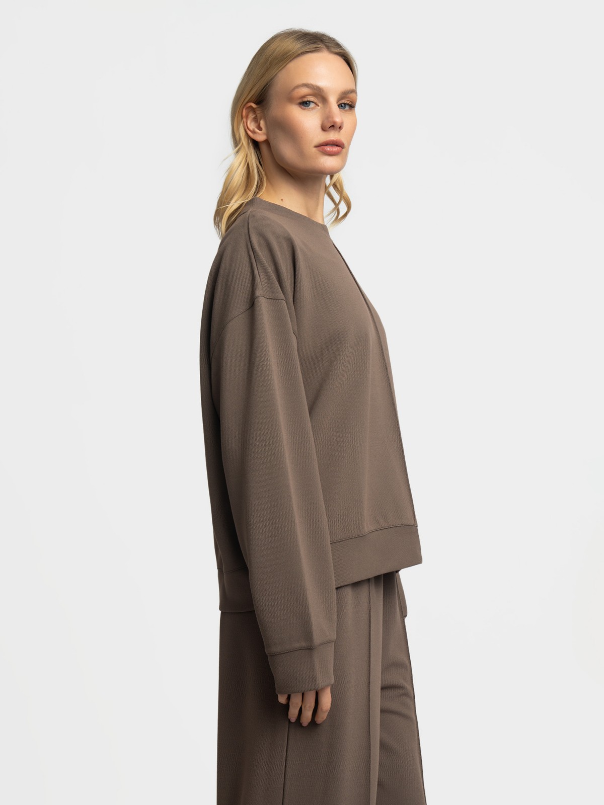 Свитшот однотонный без принта