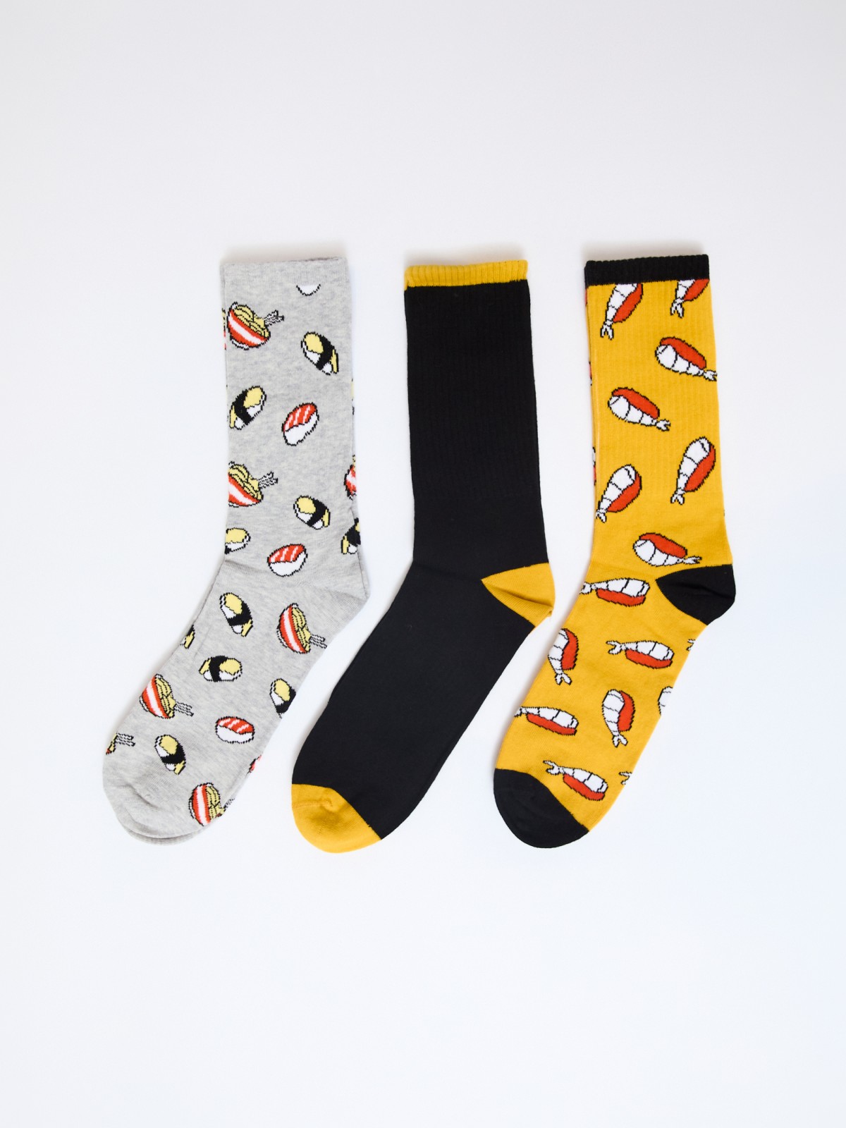 Набор носков с рисунком (3 пары в комплекте)