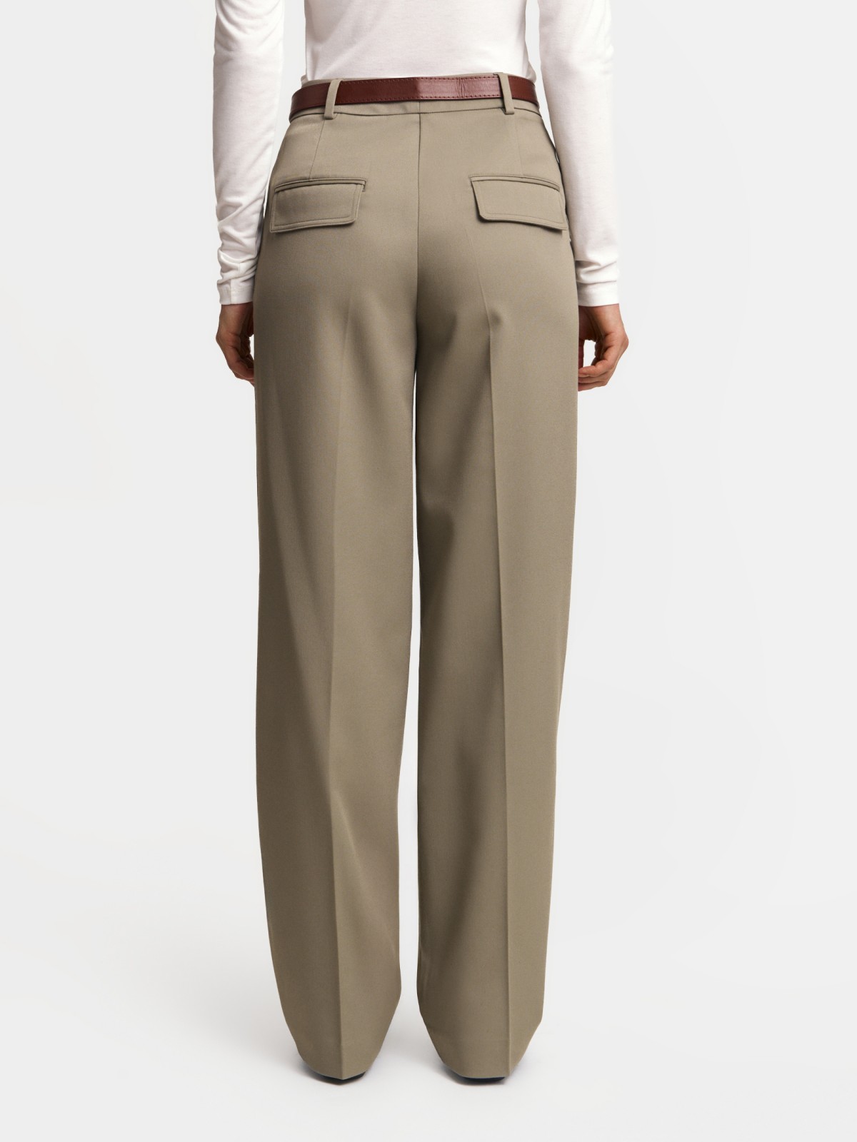 Брюки прямого силуэта со стрелками