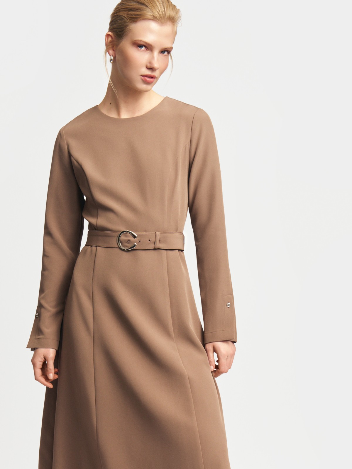 Платье миди с поясом