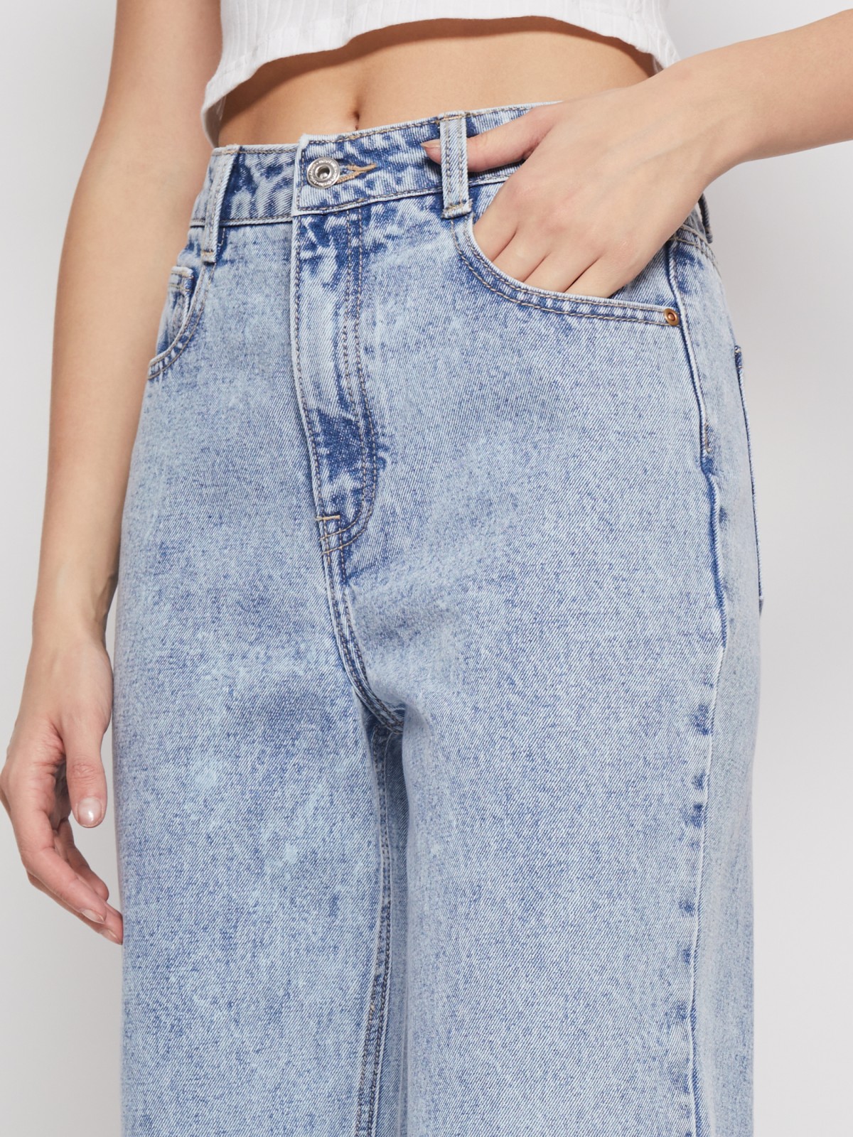 Джинсы прямого силуэта