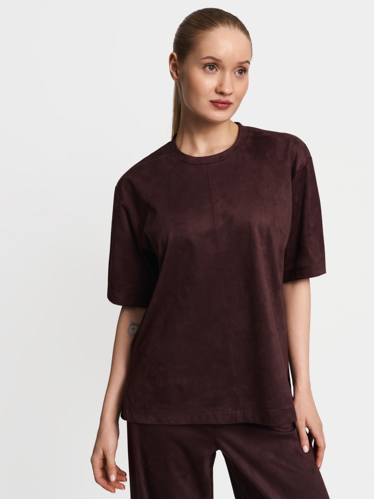 Футболка оверсайз из экозамши