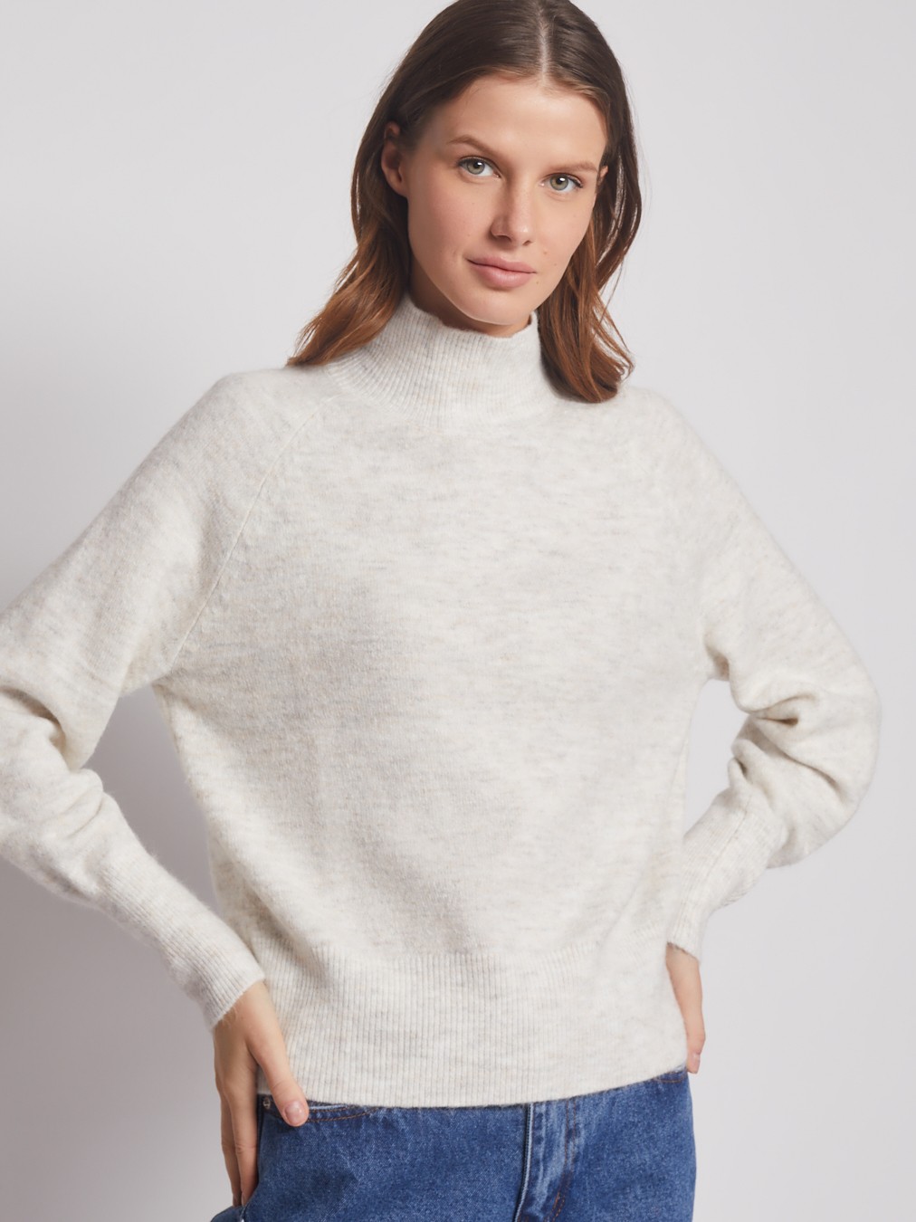 Свитер с воротником-стойкой Свитер с воротником-стойкой