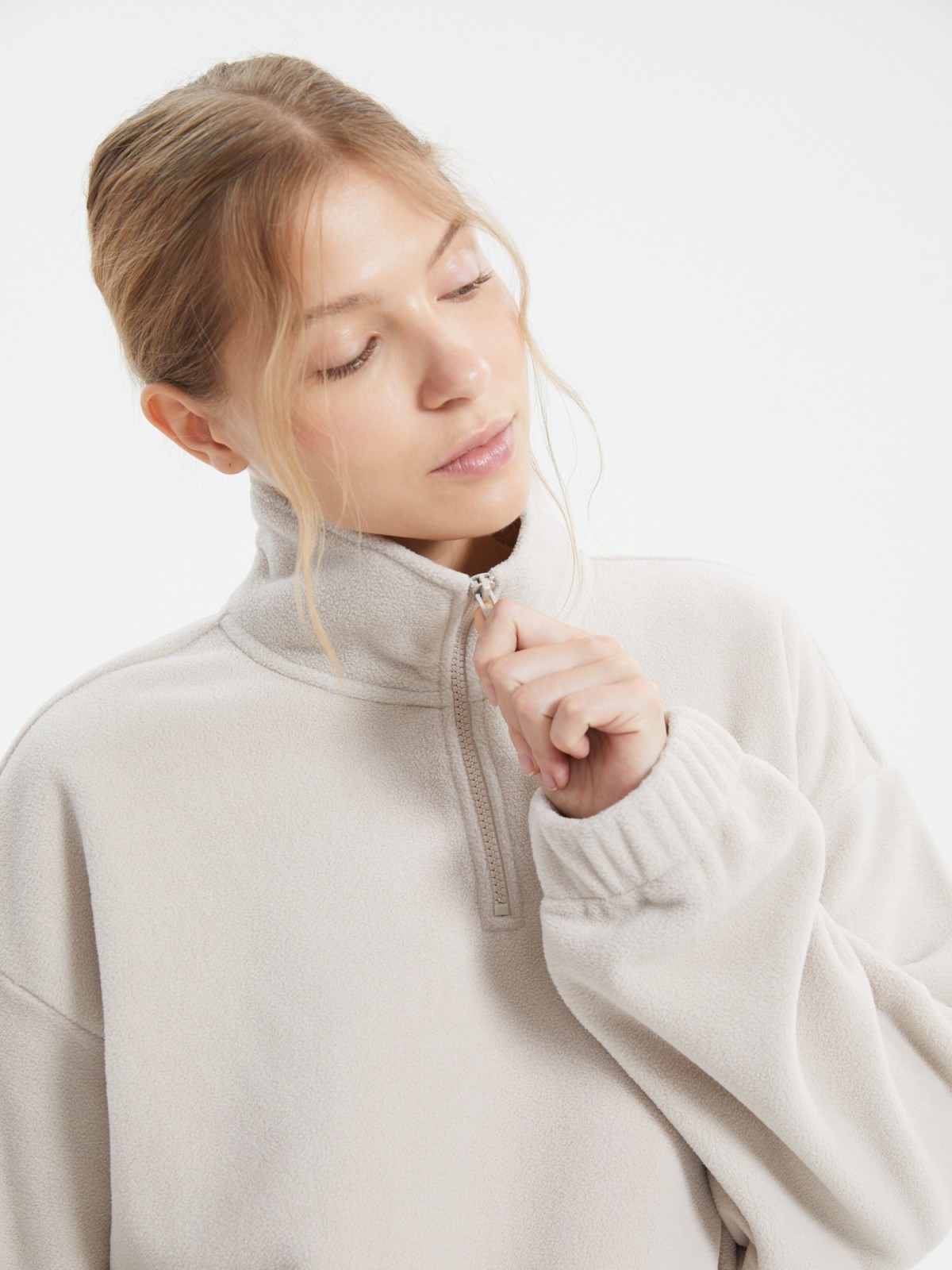 Свитшот из флиса с горлом на молнии