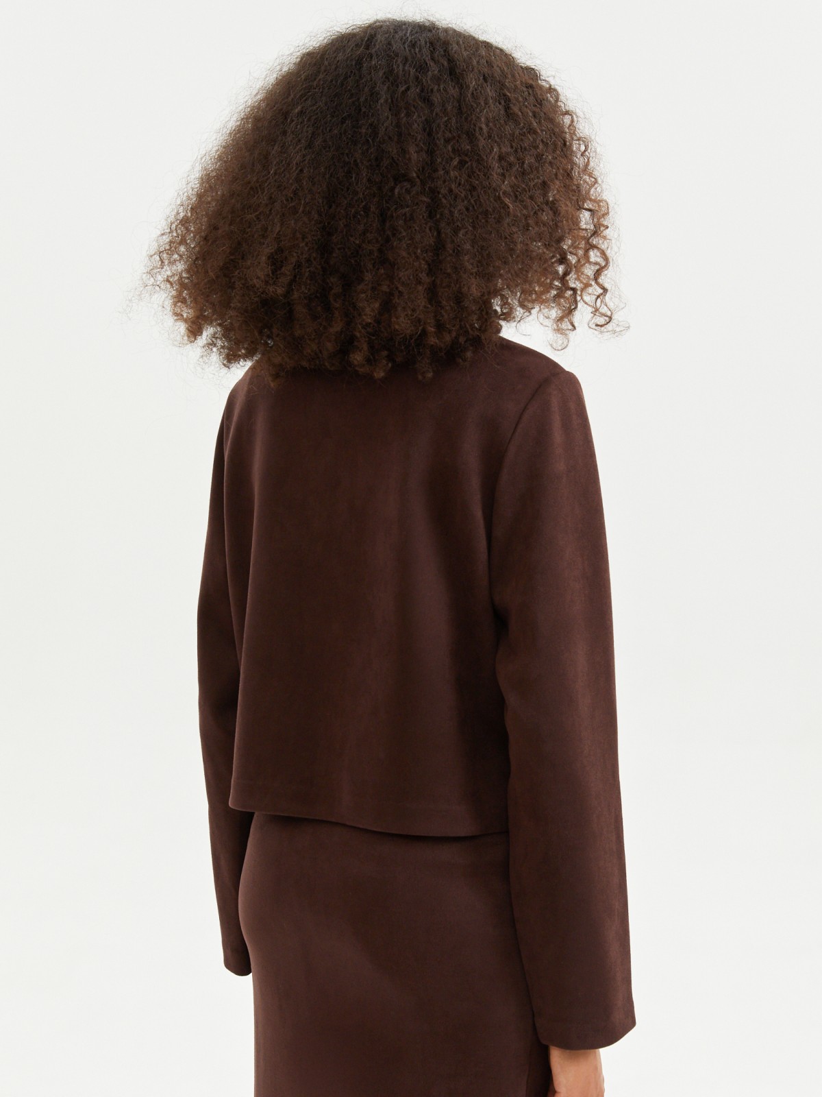 Жакет из экозамши прямого силуэта на кнопках