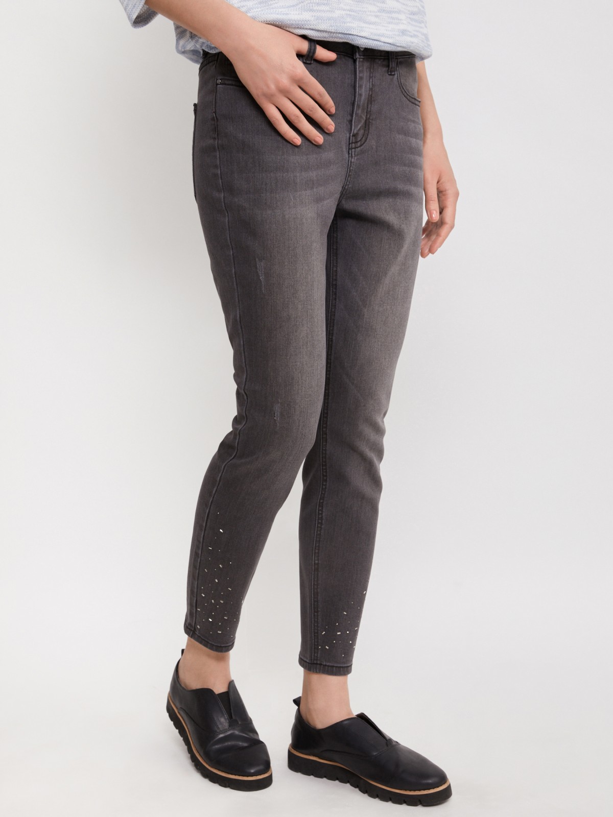 Джинсы силуэта Skinny
