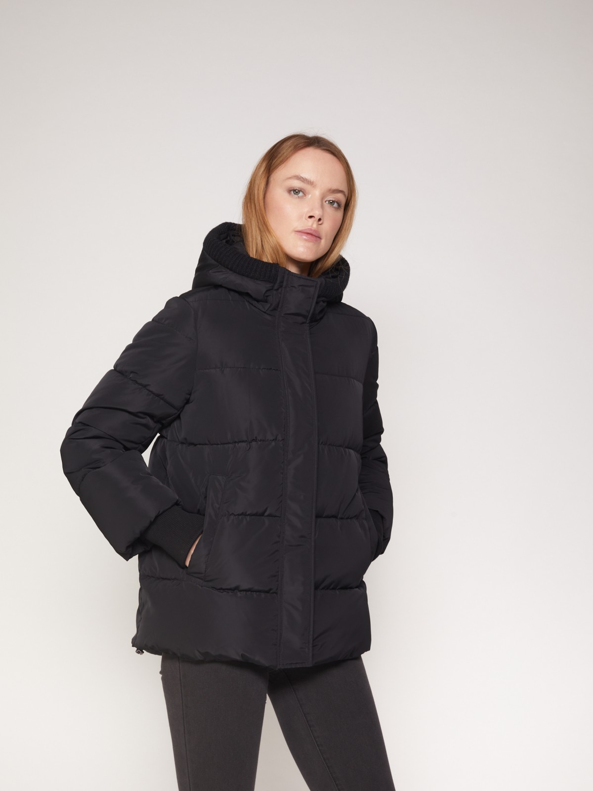 Тёплая стёганая куртка с капюшоном zolla 021335102264, цвет черный, размер S - фото 2