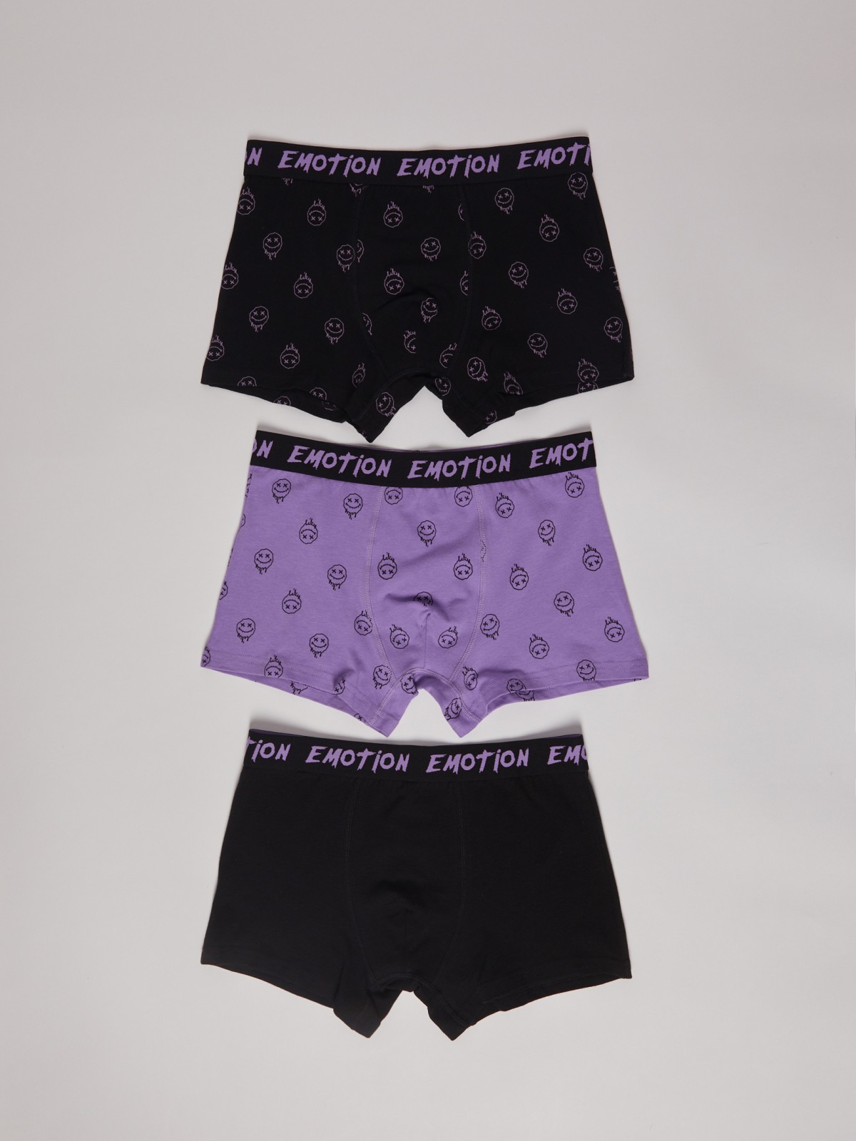 Набор трусов 3 шт в комплекте 599₽