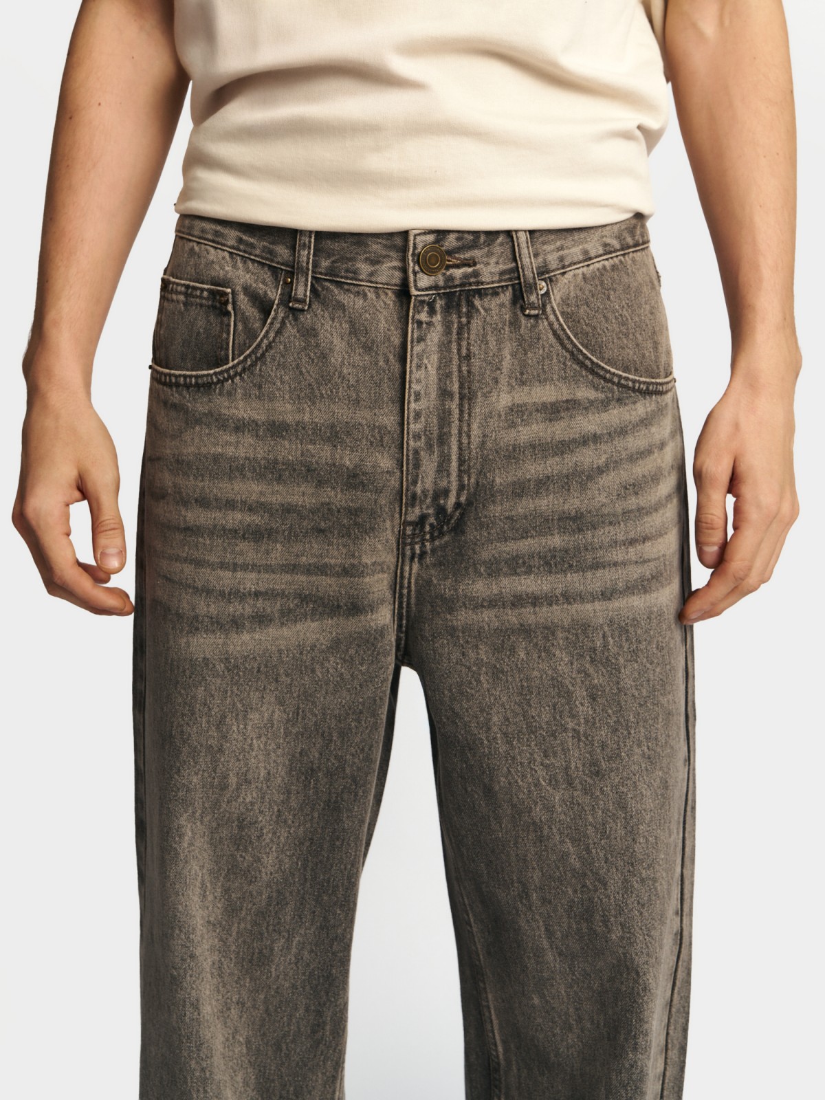 Джинсы фасона Baggy