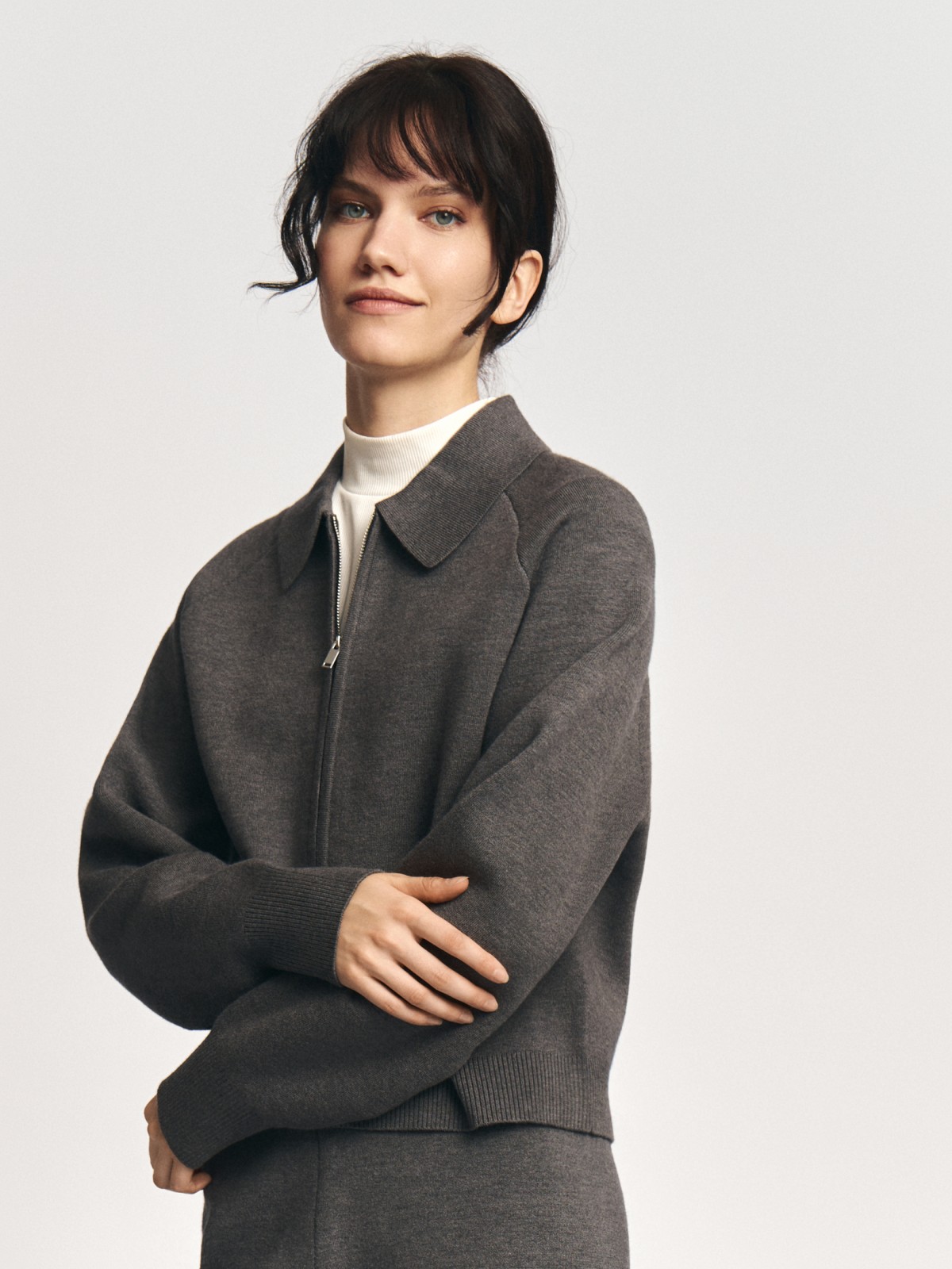 Трикотажный кардиган на молнии