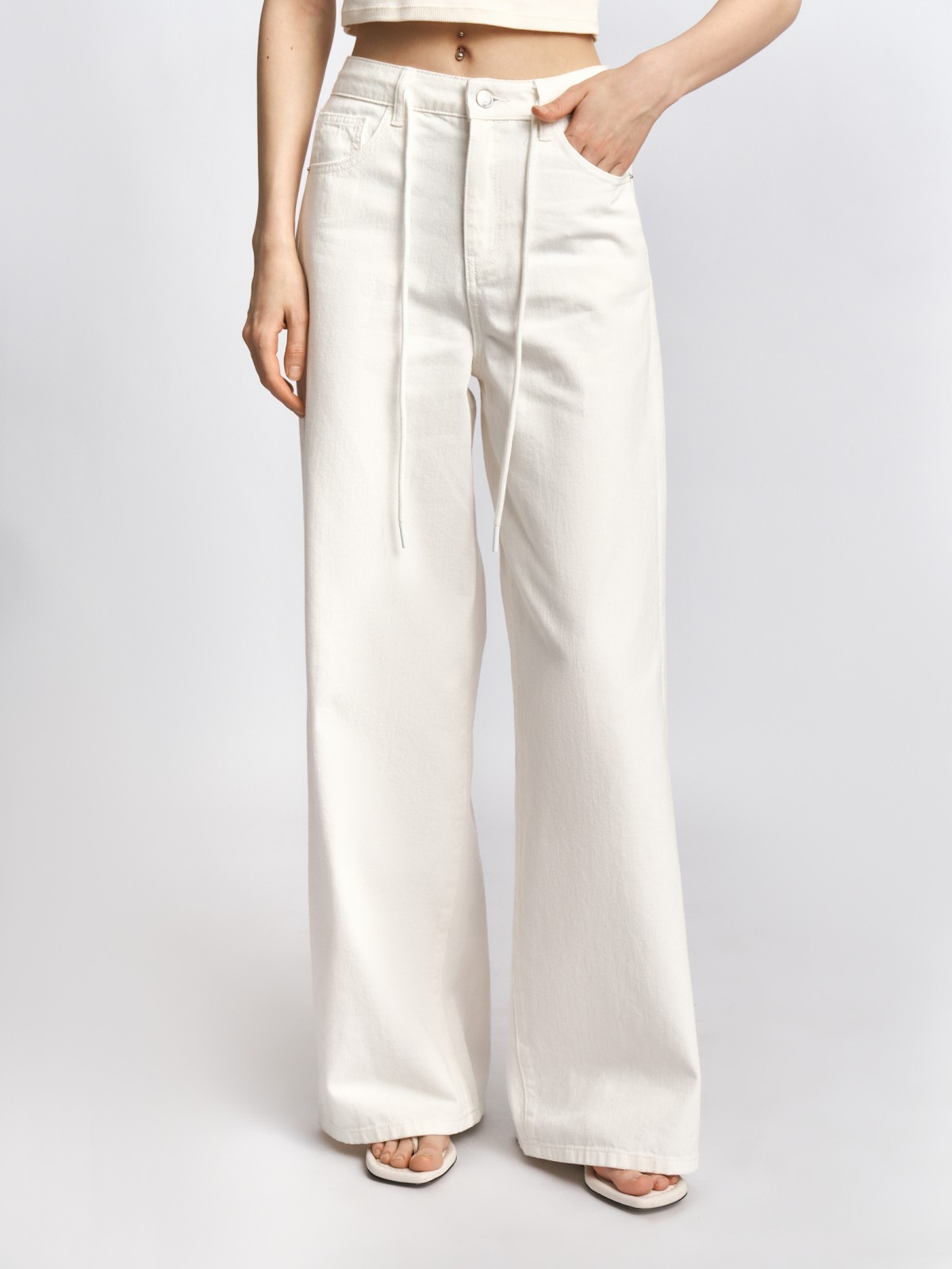 Джинсы силуэта Wide с посадкой Loose из хлопка