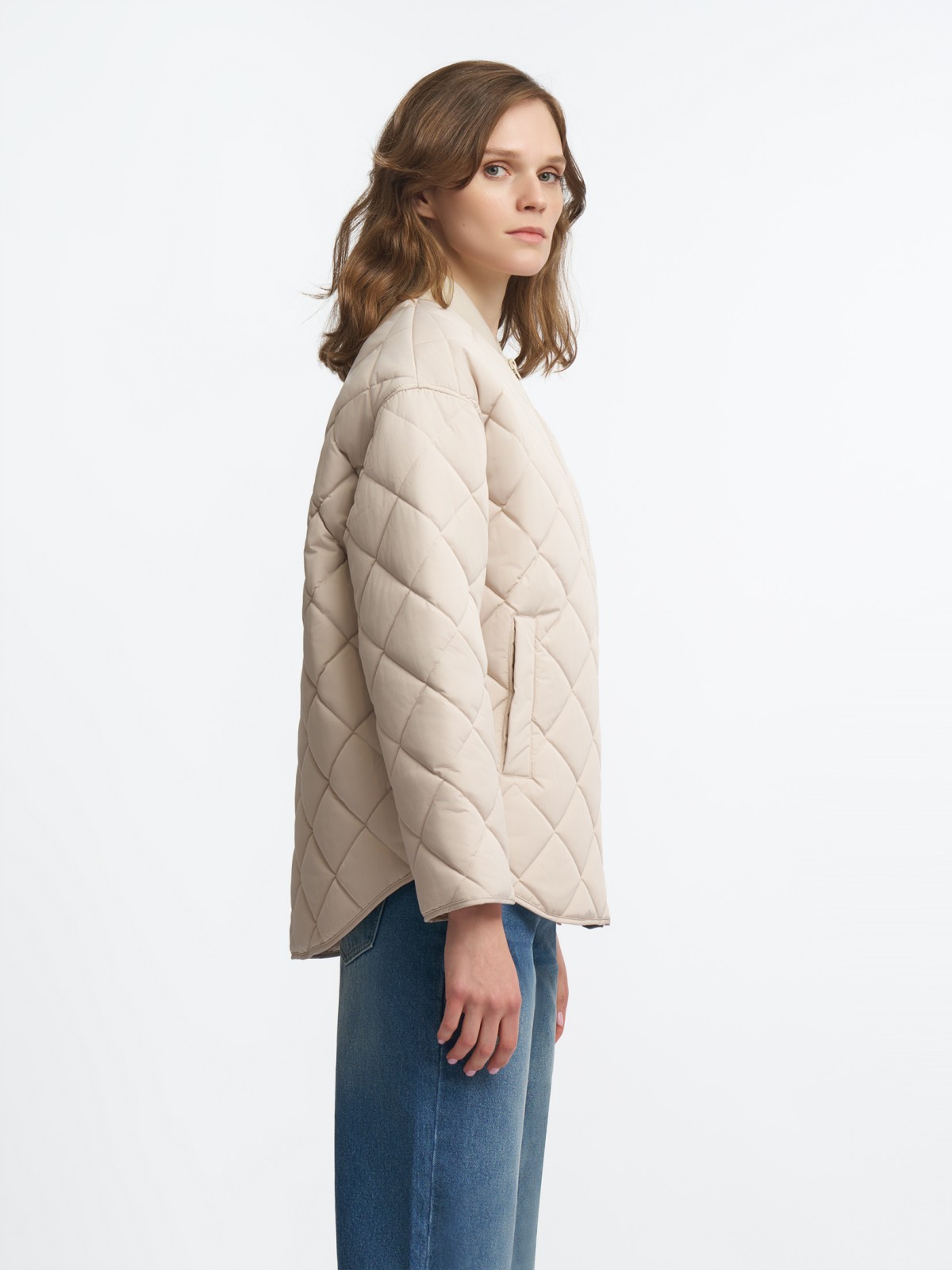 Утеплённая стёганая куртка на синтепоне