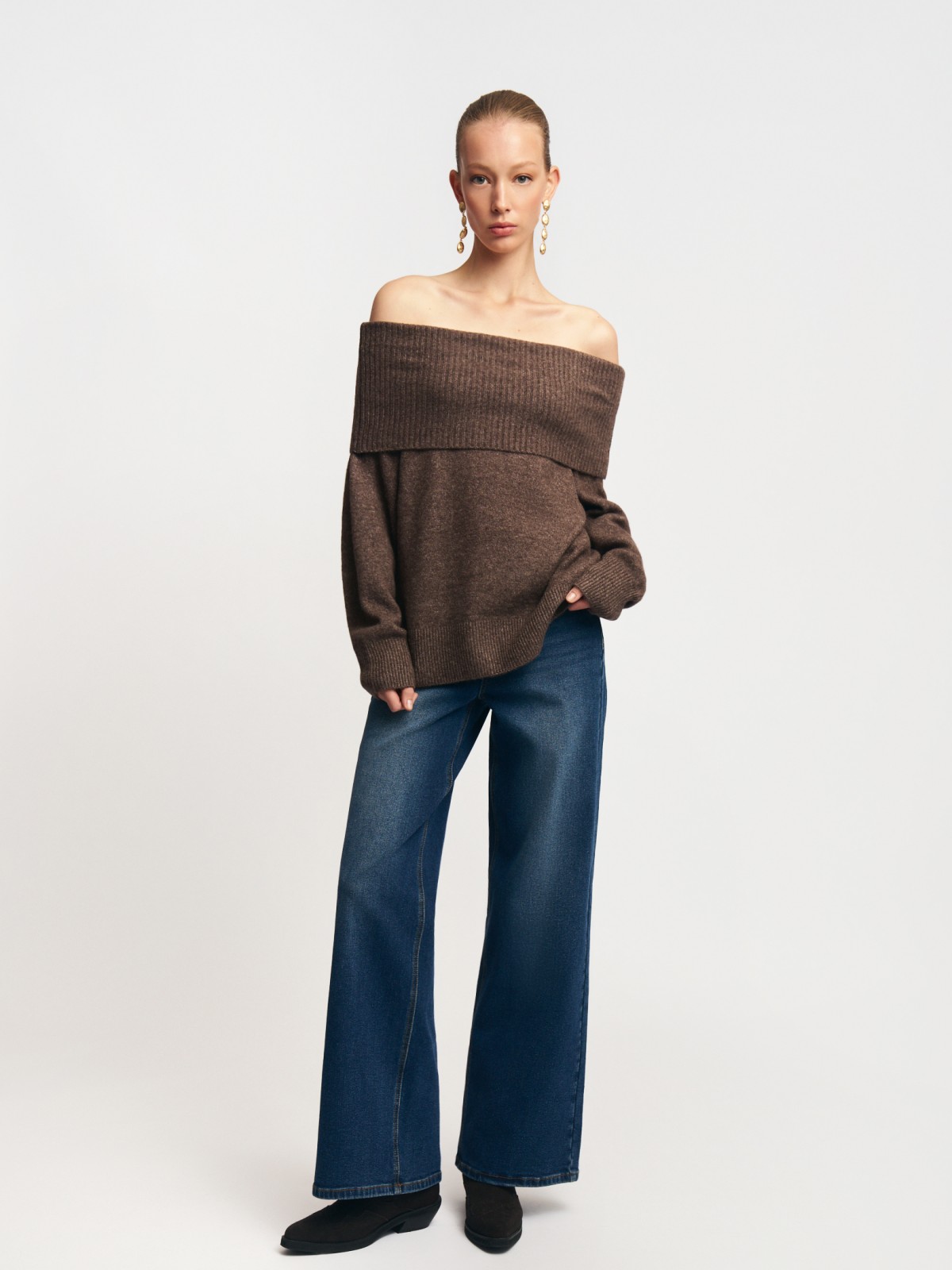 Вязаный джемпер с открытыми плечами