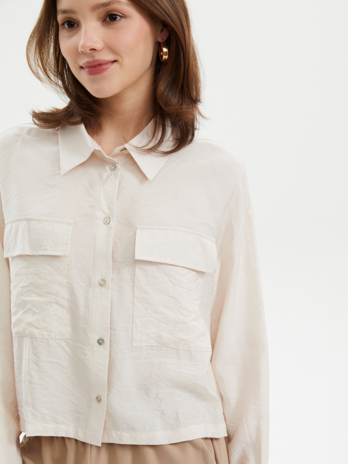 Укороченная рубашка с карманами